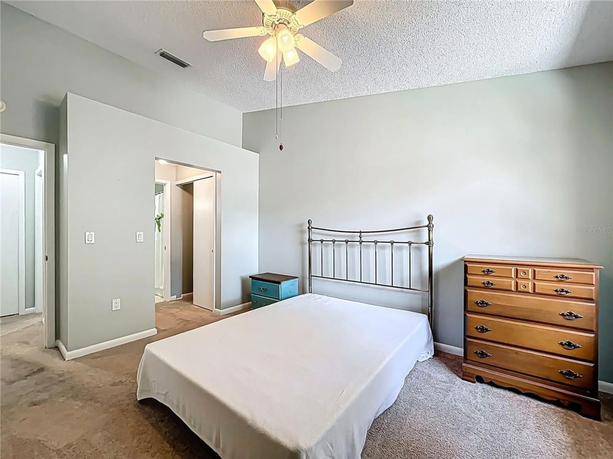 Property Slideshow image 31 of 55 | 5530 rosewall cir, Leesburg, FL, 34748