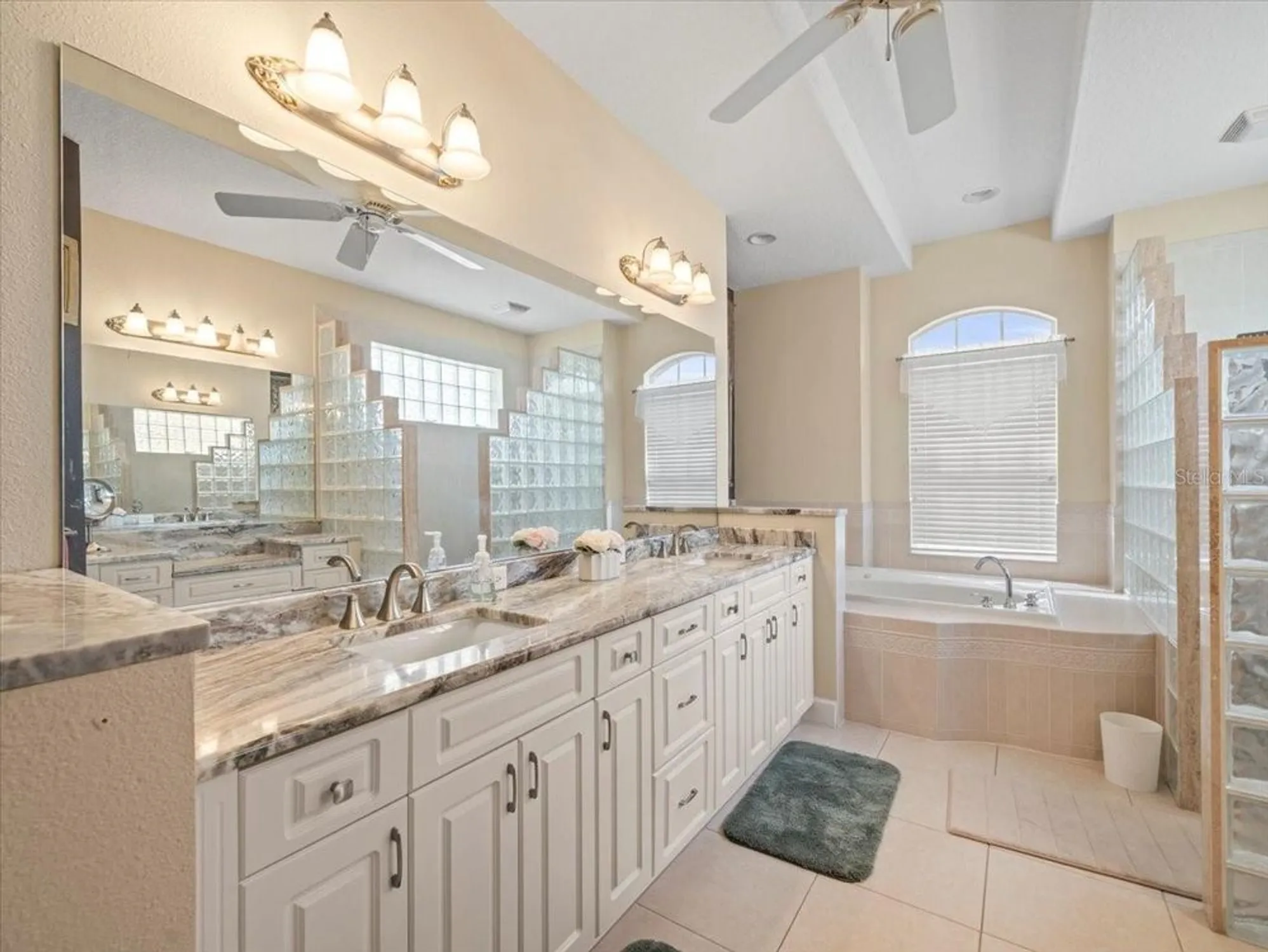 Property Slideshow image 31 of 87 | 9196 mississippi run, Weeki Wachee, FL, 34613