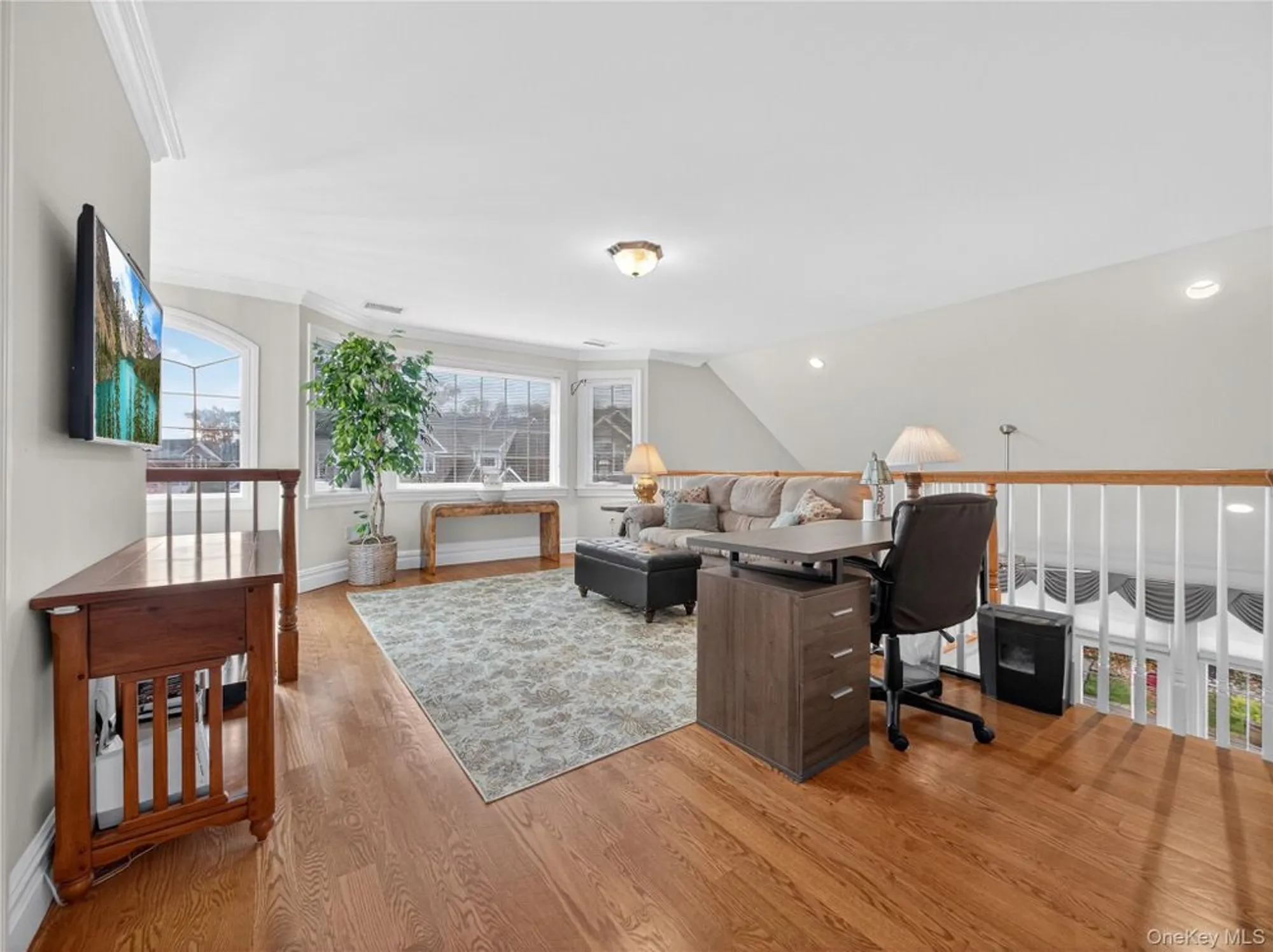 Property Slideshow image 16 of 48 | 41 michael roberts ct, Pearl River, NY, 10965