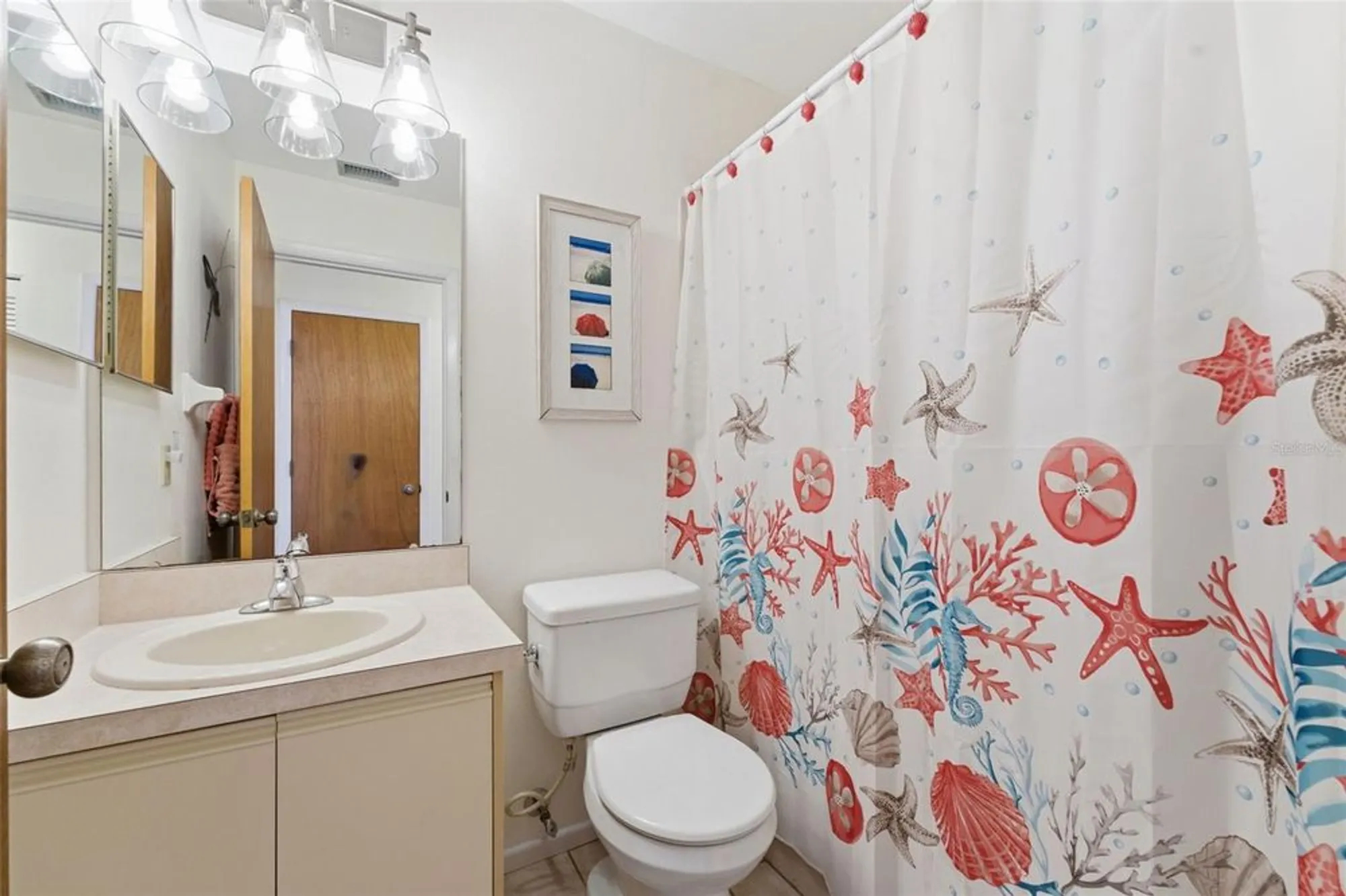 Property Slideshow image 16 of 26 | 605 apple ln, Englewood, FL, 34223