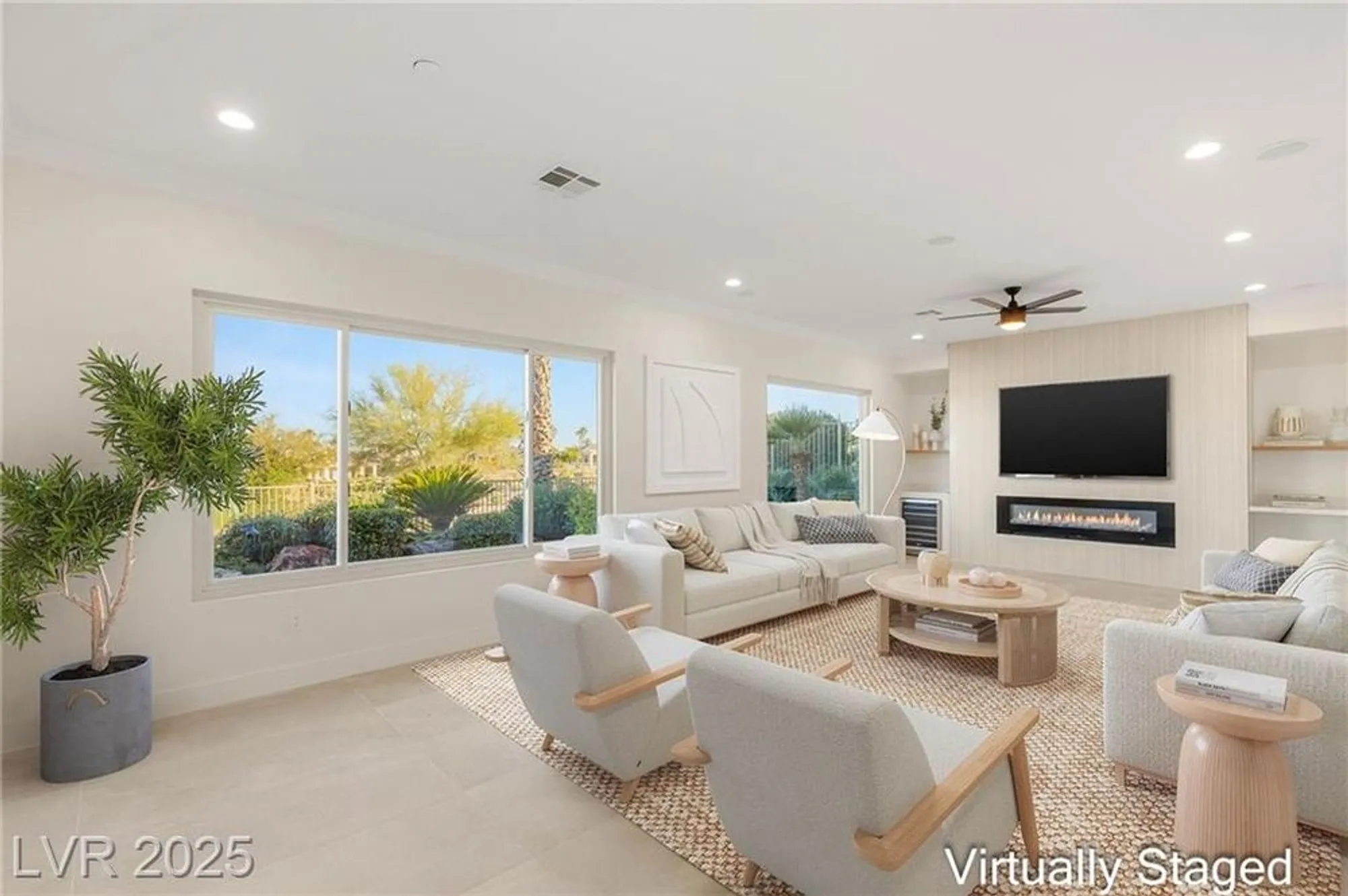 Property Slideshow image 11 of 66 | 4754 riva de romanza st, Las Vegas, NV, 89135