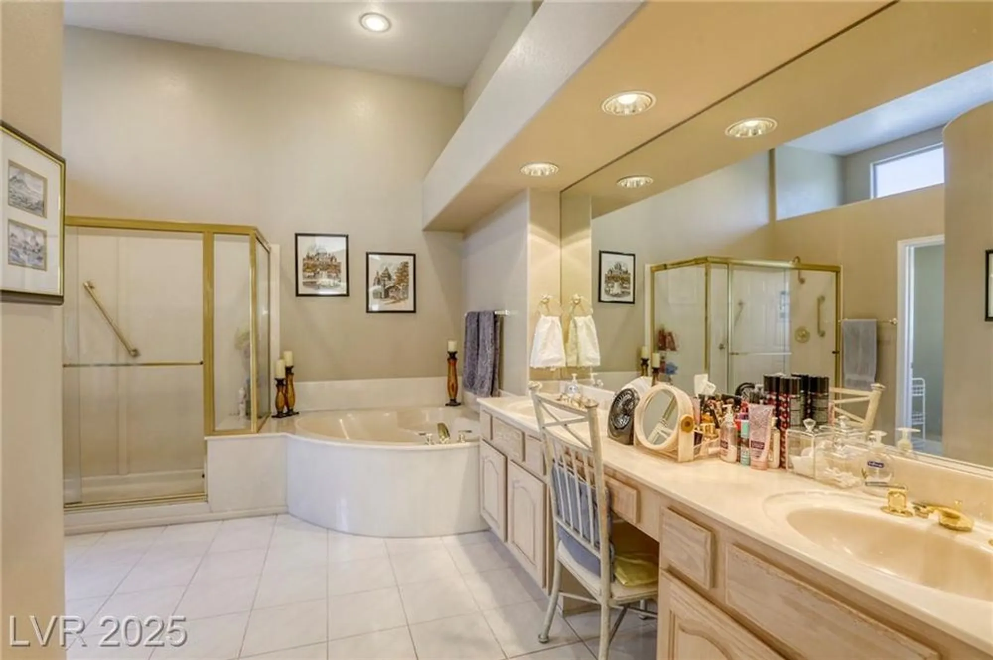 Property Slideshow image 22 of 39 | 9201 yucca blossom dr, Las Vegas, NV, 89134