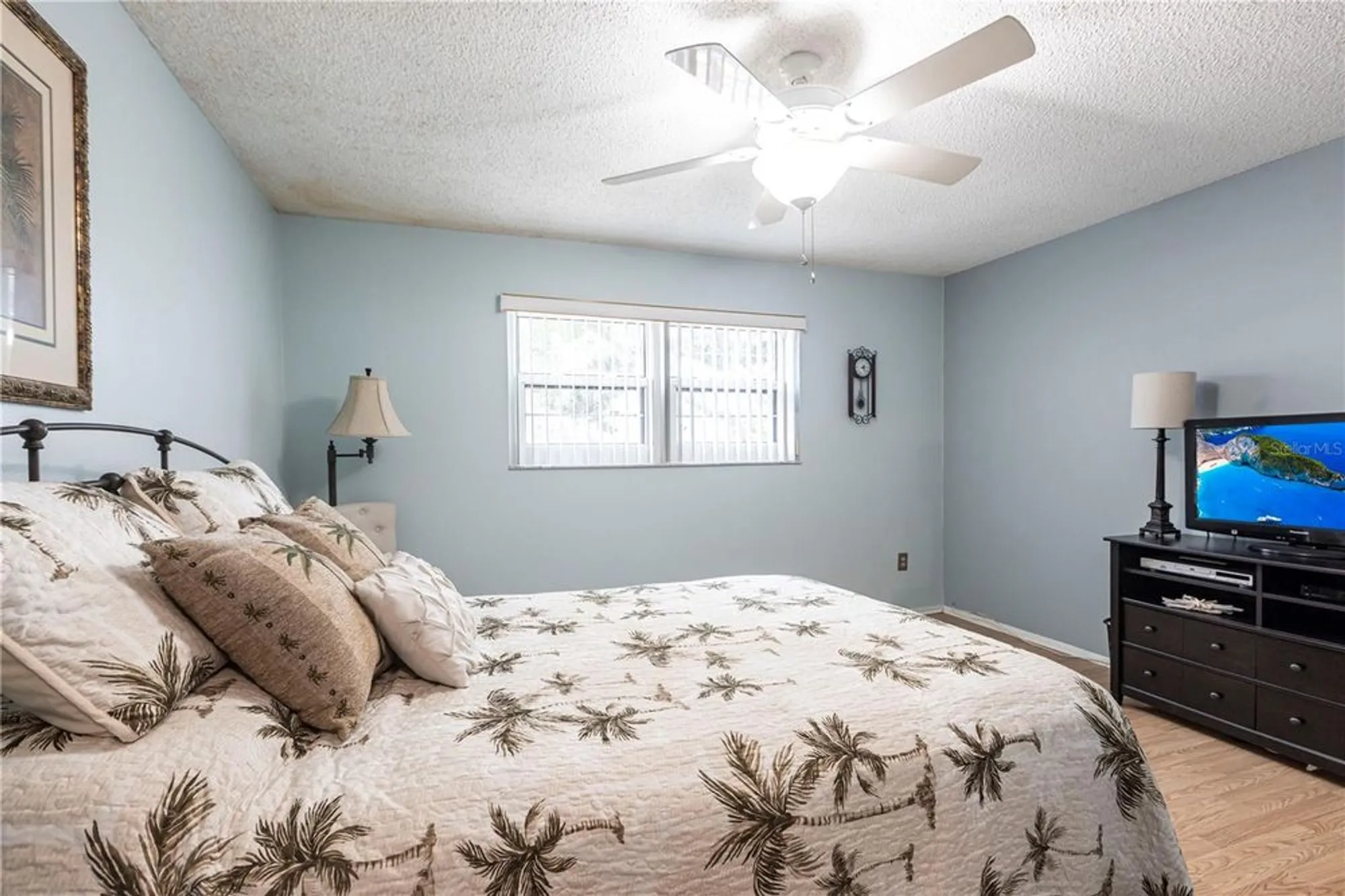 Property Slideshow image 18 of 40 | 6070 80th st n unit 215, St Petersburg, FL, 33709