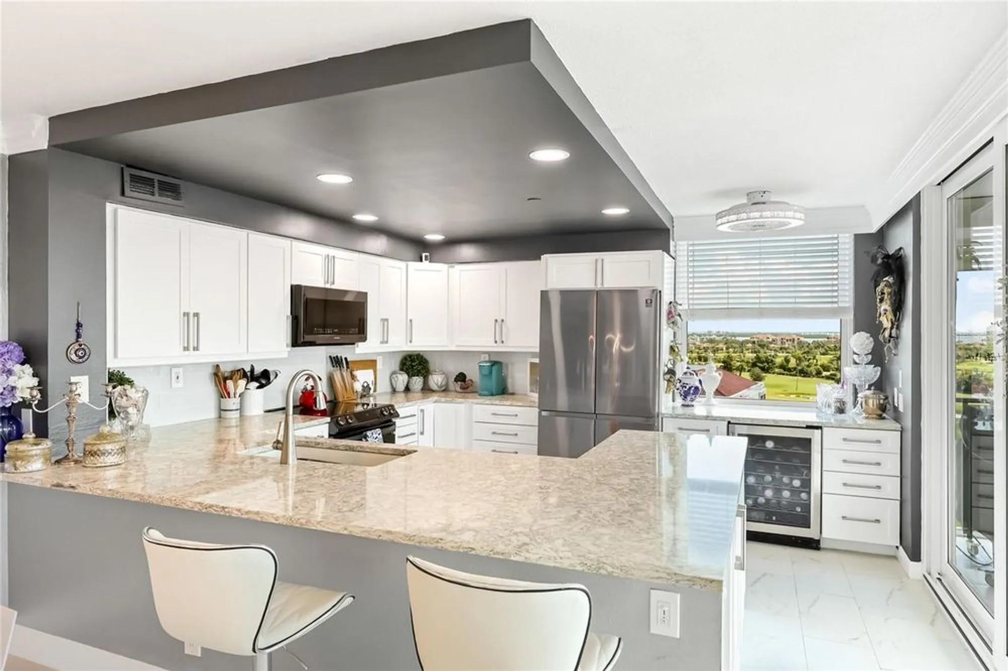 Property Slideshow image 16 of 27 | 6265 sun blvd apt 1004, Saint Petersburg, FL, 33715