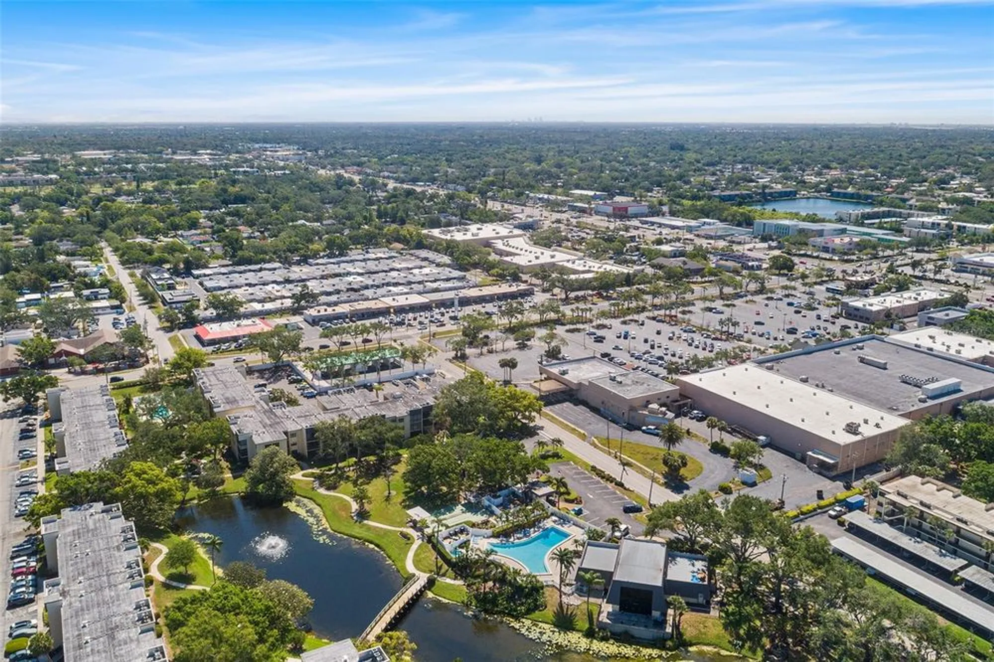 Property Slideshow image 27 of 37 | 14130 rosemary ln 1202, Largo, FL, 33774