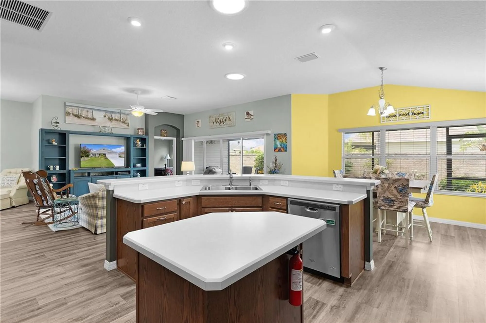 Property Slideshow image 13 of 36 | 3978 nottingham loop, The Villages, FL, 32163