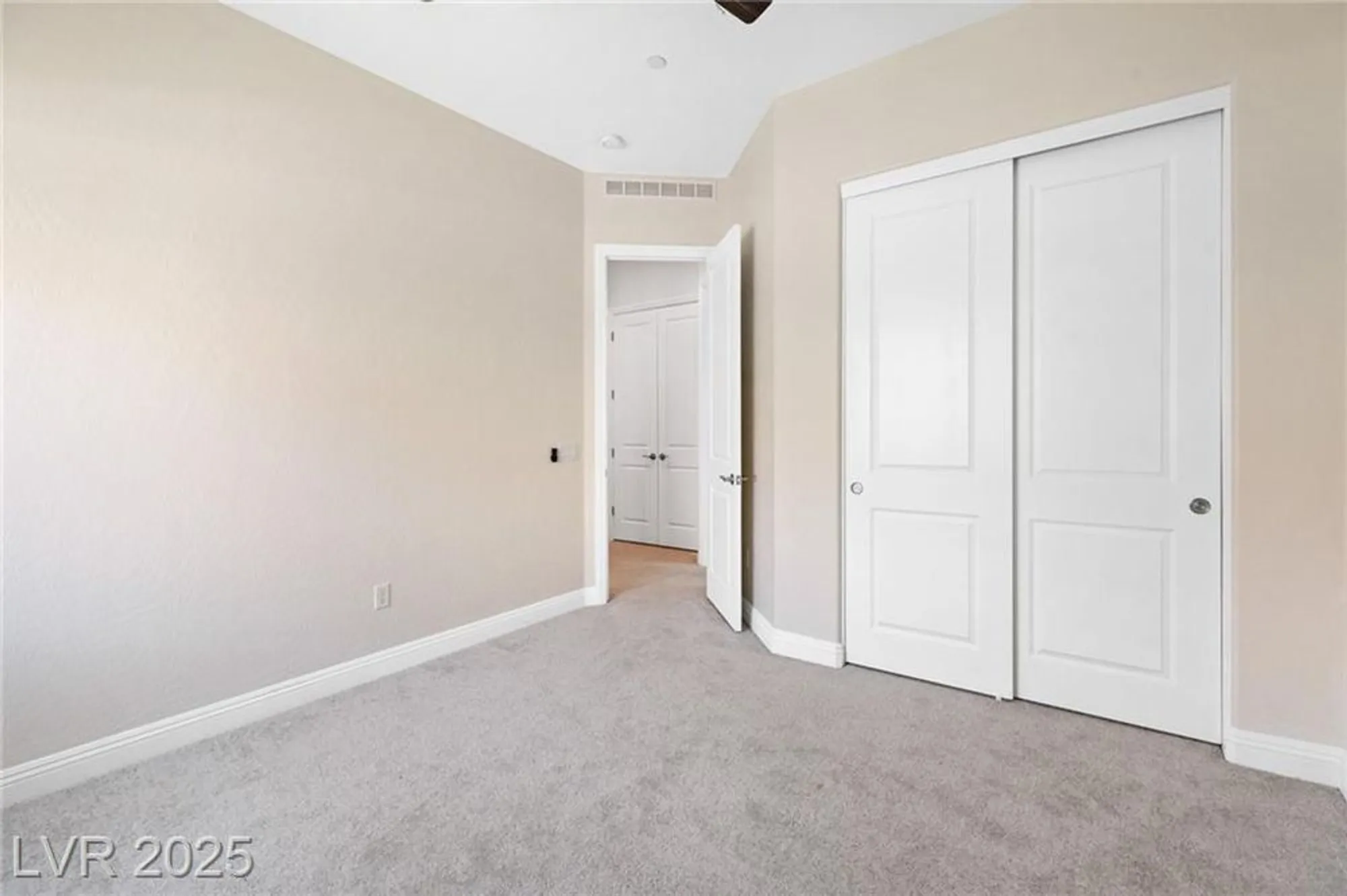Property Slideshow image 31 of 73 | 80 mirage view dr, Henderson, NV, 89011