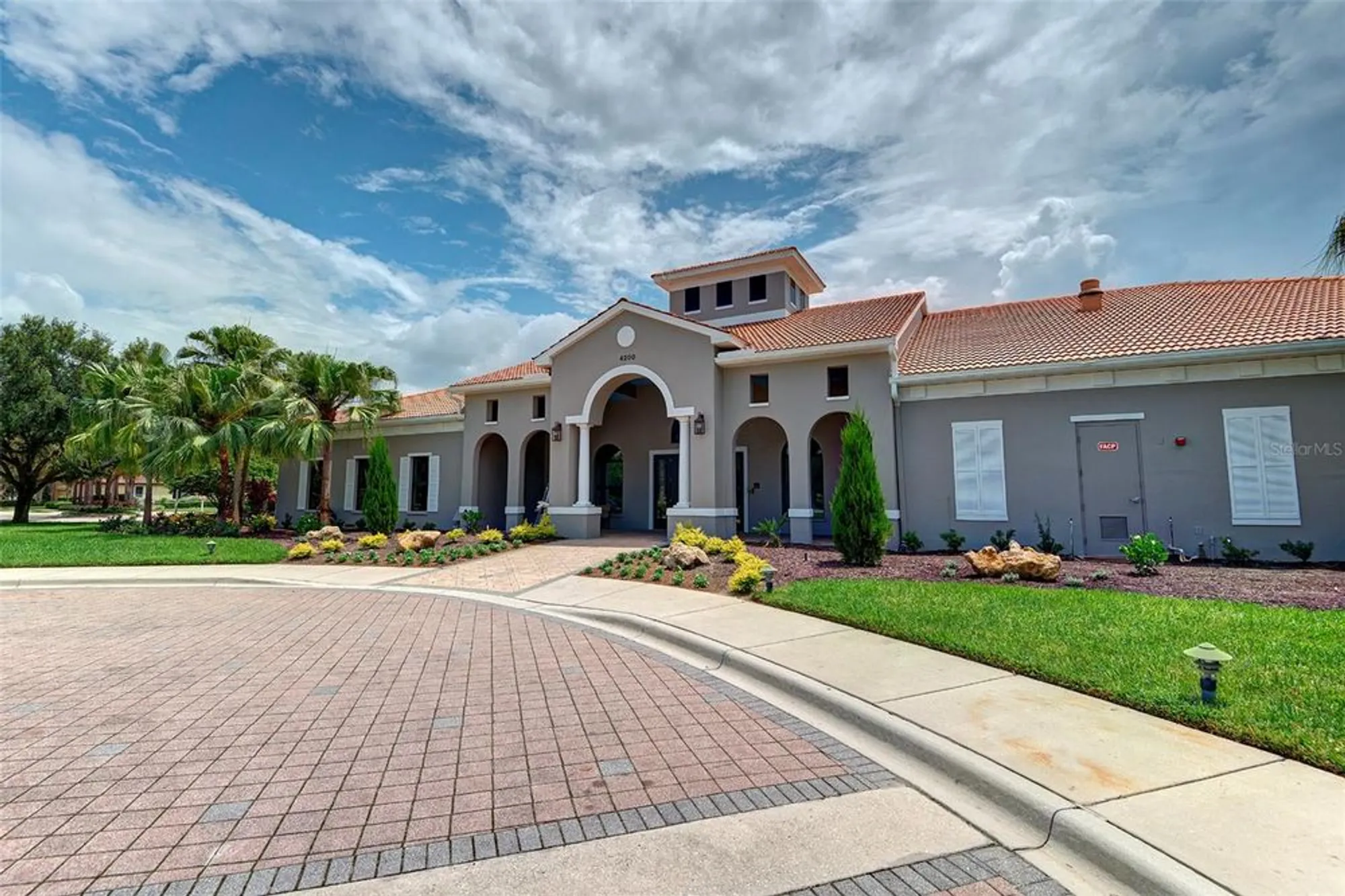 Property Slideshow image 31 of 39 | 8014 victoria falls cir, Sarasota, FL, 34243