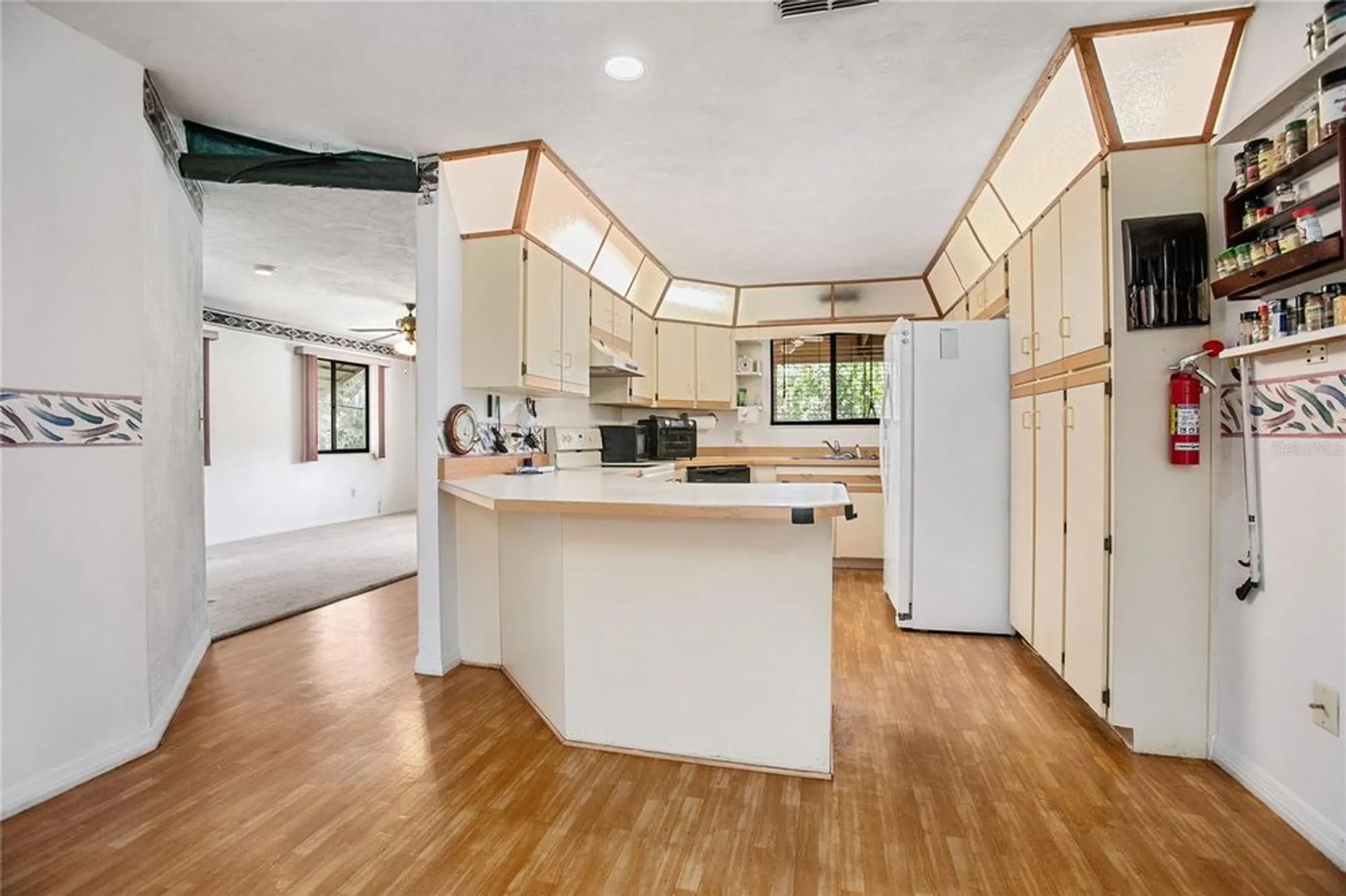 Property Slideshow image 11 of 41 | 71 crooked pine rd, Port Orange, FL, 32128