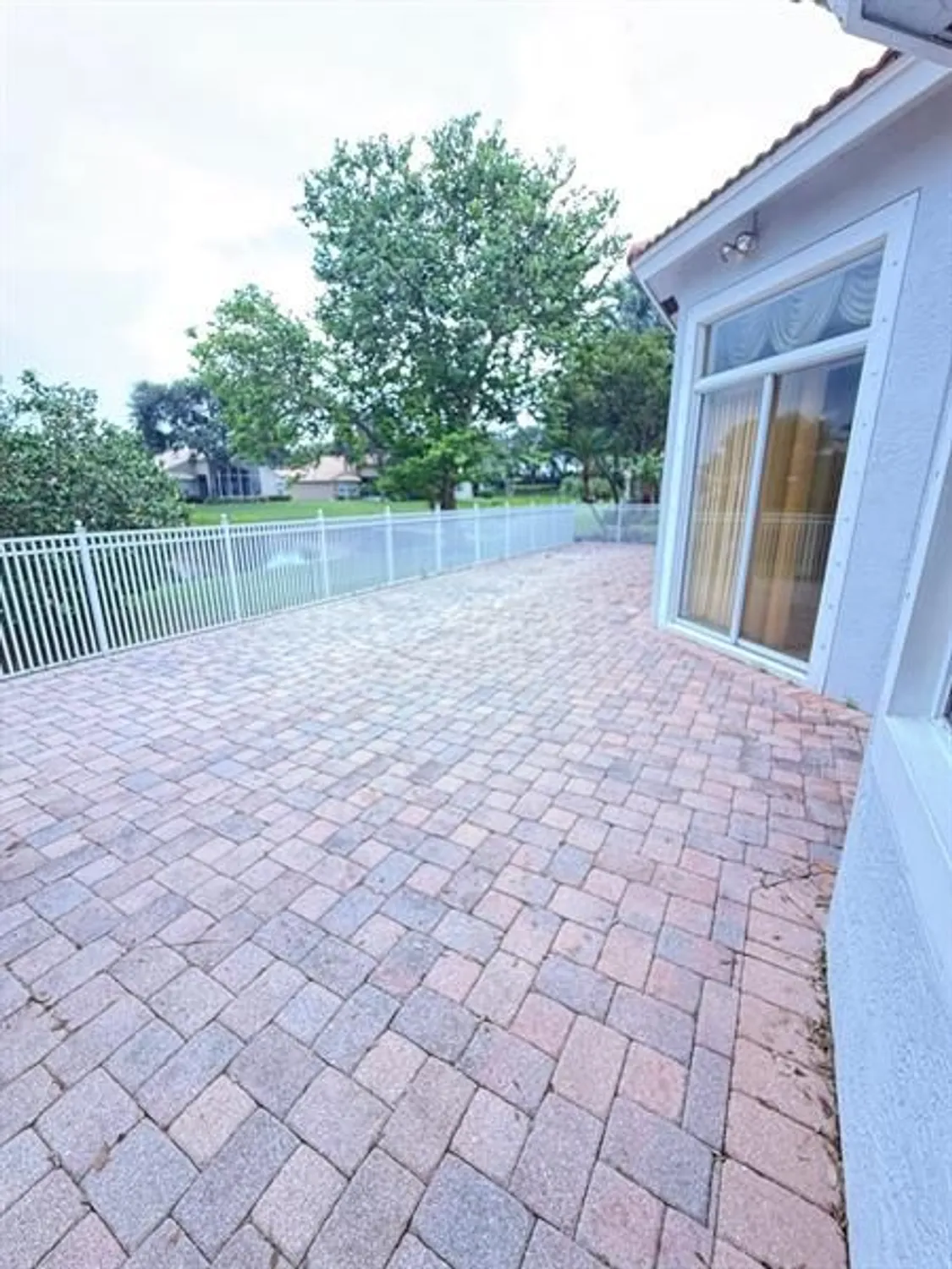 Property Slideshow image 23 of 25 | 12039 oakvista dr, Boynton Beach, FL, 33437