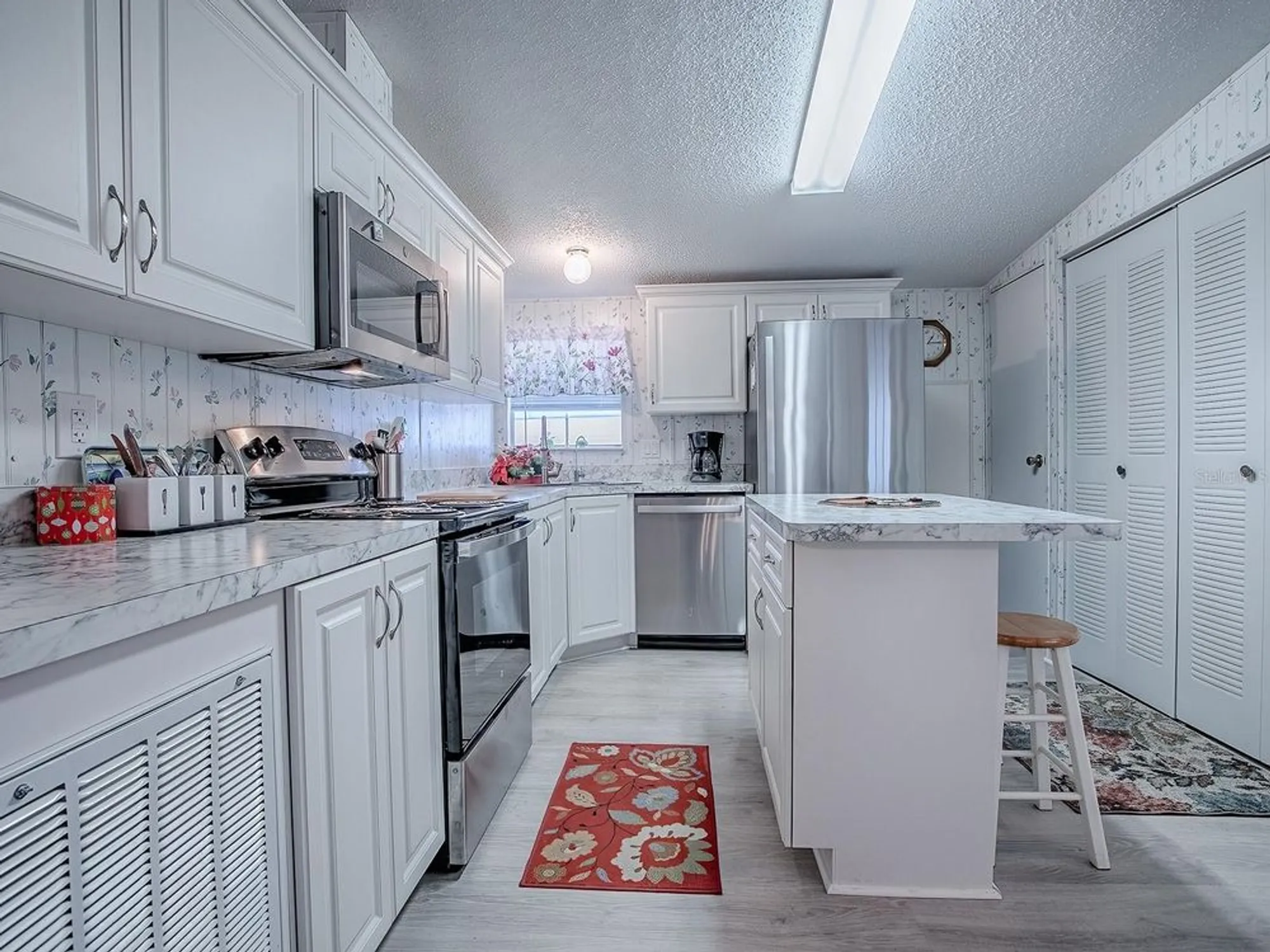 Property Slideshow image 5 of 23 | 730 cottage park ln, Leesburg, FL, 34748