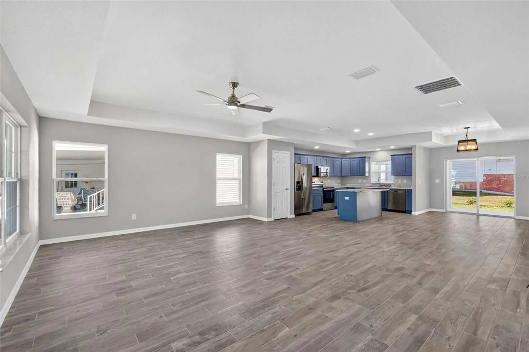 Property Slideshow image 13 of 36 | 1201 dustin dr, The Villages, FL, 32159