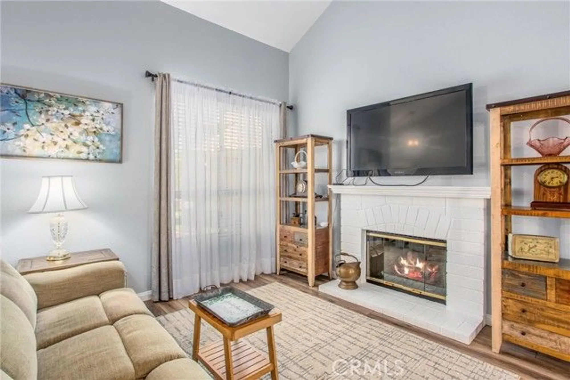 Property Slideshow image 5 of 43 | 518 s seminole cir, Banning, CA, 92220