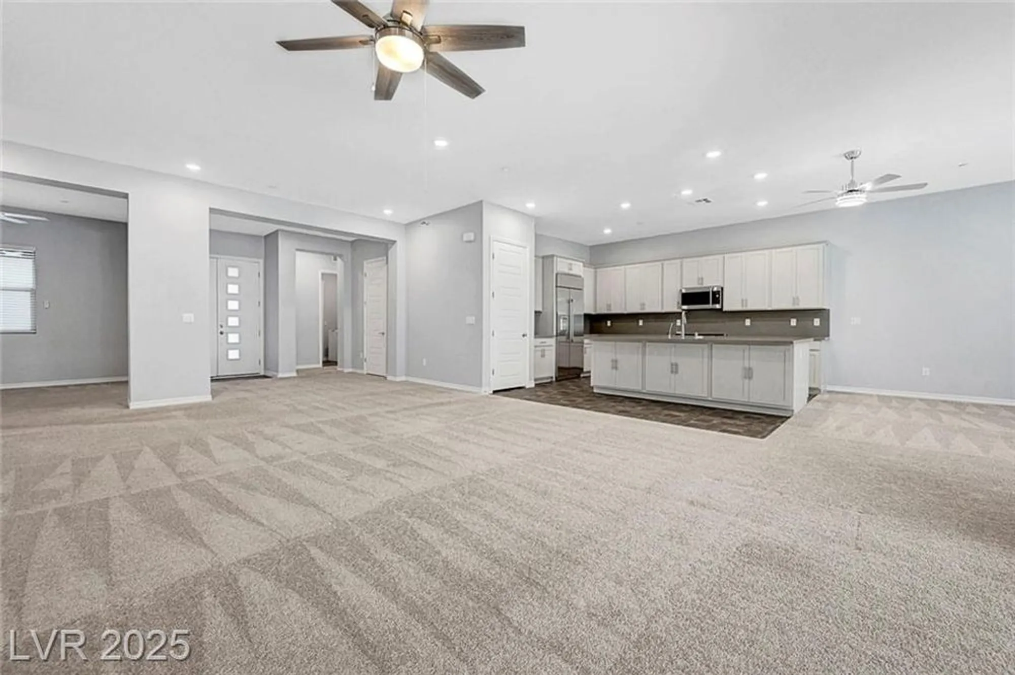 Property Slideshow image 8 of 44 | 977 edinburgh fields ct, Las Vegas, NV, 89138