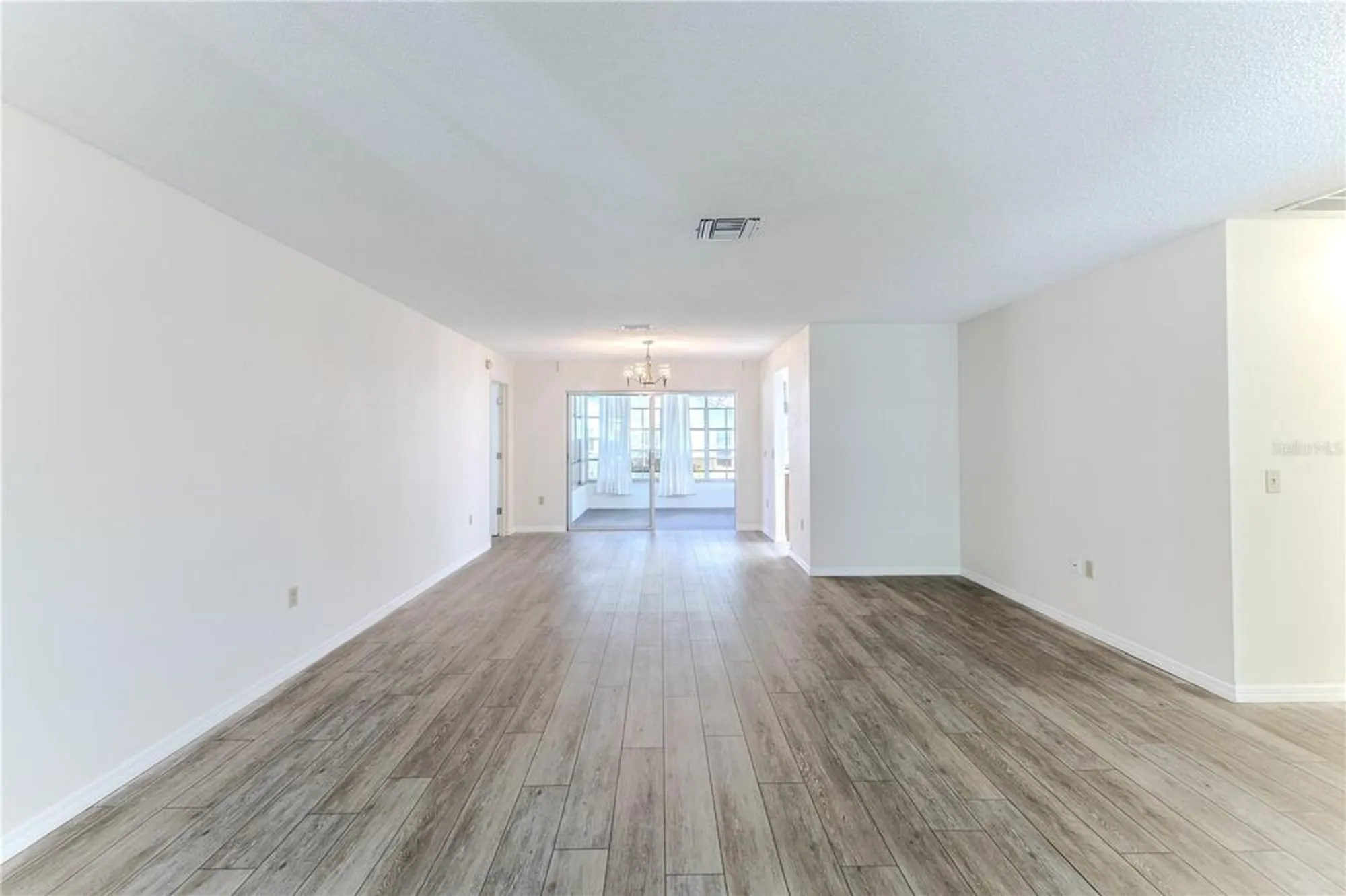 Property Slideshow image 13 of 71 | 2692 royal ridge dr, Spring Hill, FL, 34606