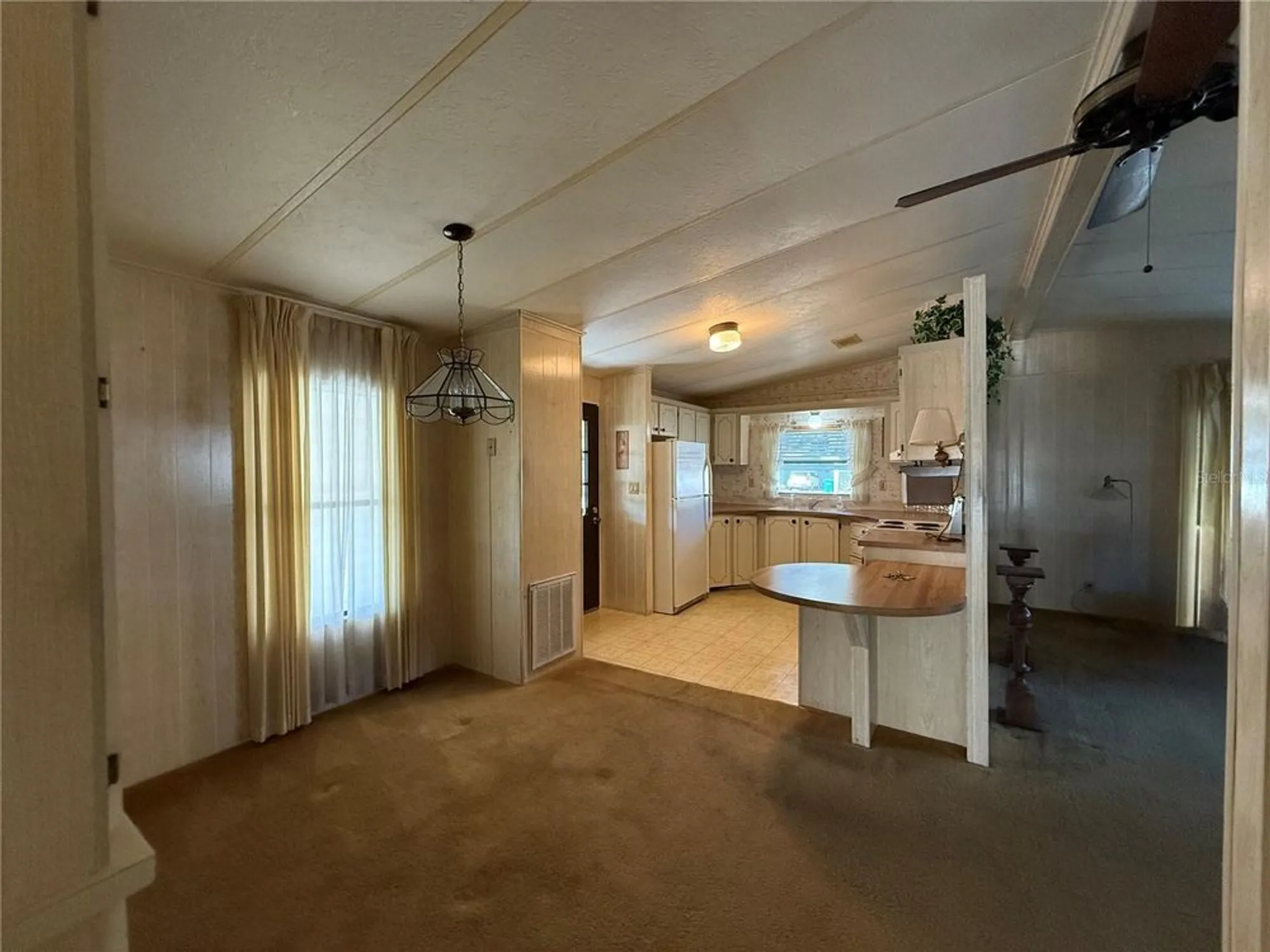 Property Slideshow image 4 of 29 | 108 winterberry ave, Wildwood, FL, 34785