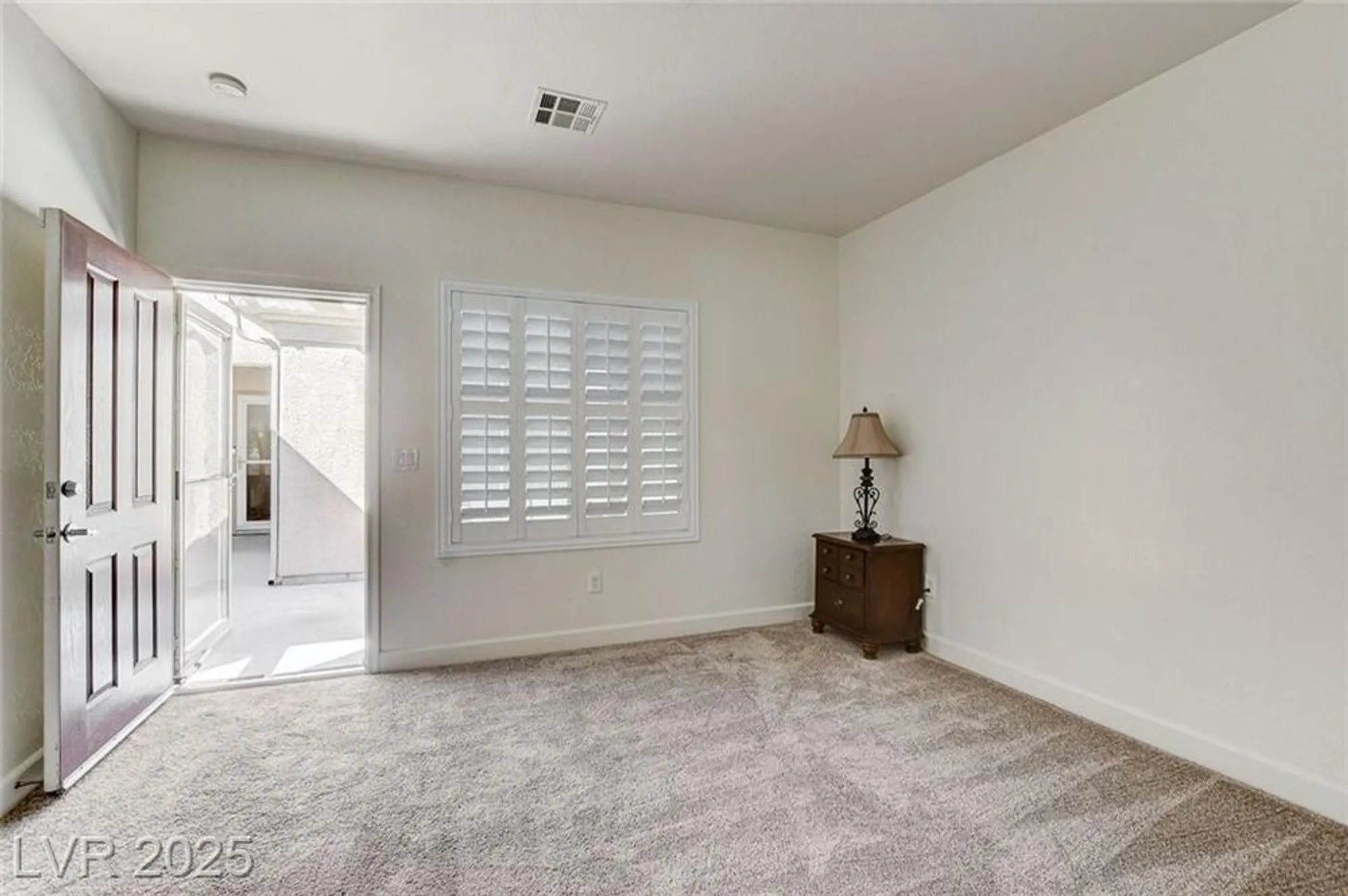 Property Slideshow image 33 of 64 | 7873 broadwing dr, North Las Vegas, NV, 89084