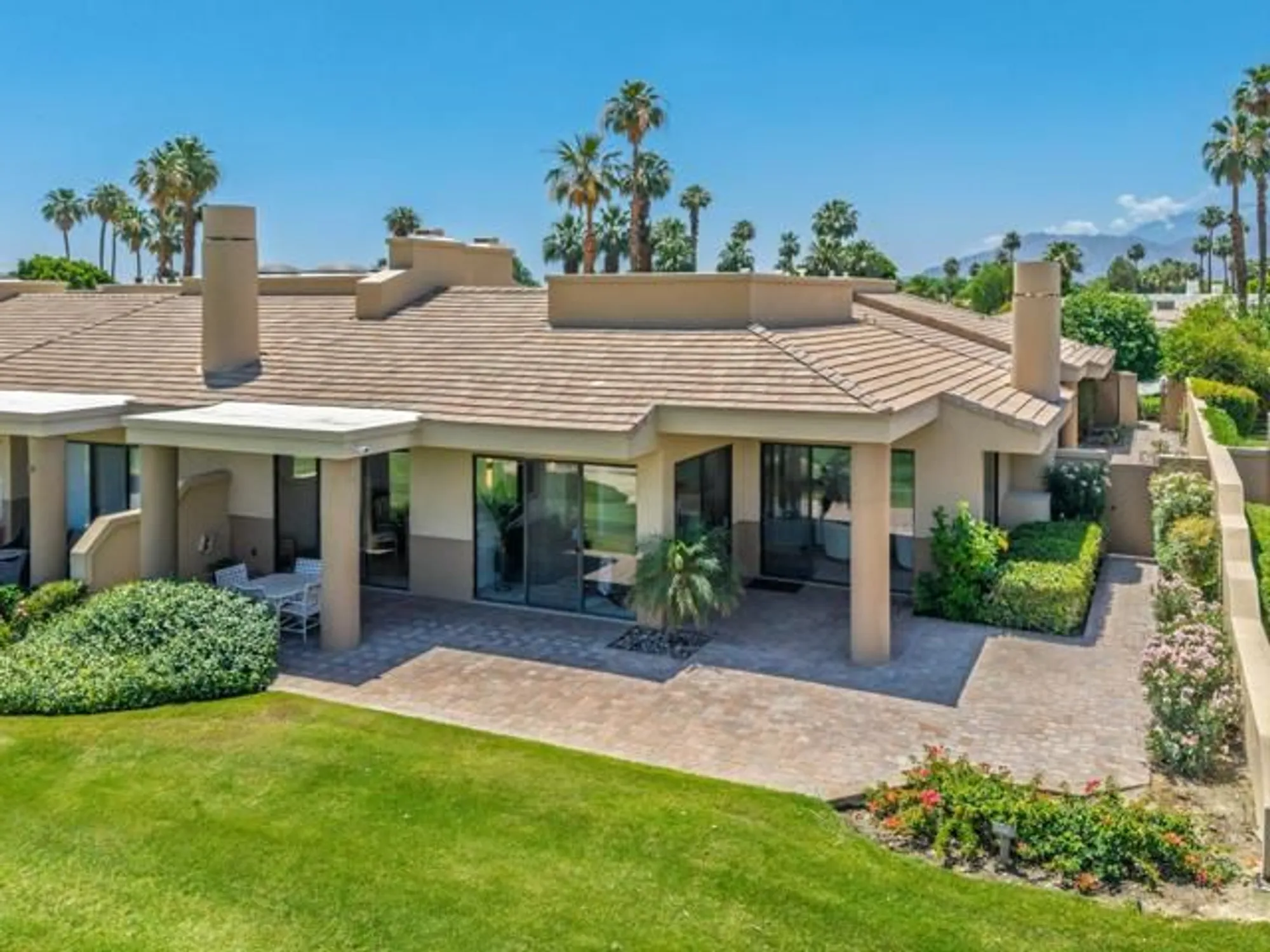 Property Slideshow image 8 of 36 | 80555 pebble bch, La Quinta, CA, 92253