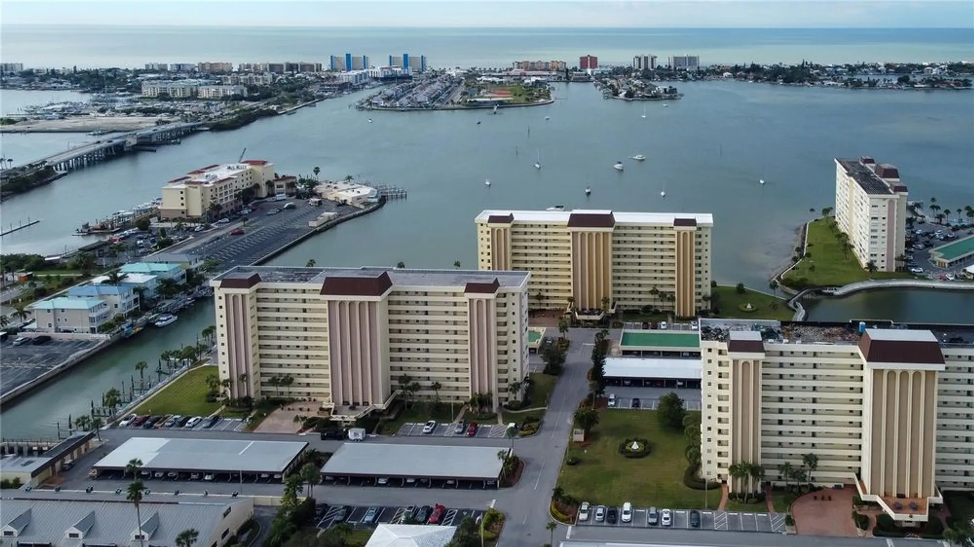 Property Slideshow image 43 of 45 | 4775 cove cir apt 1008, St Petersburg, FL, 33708