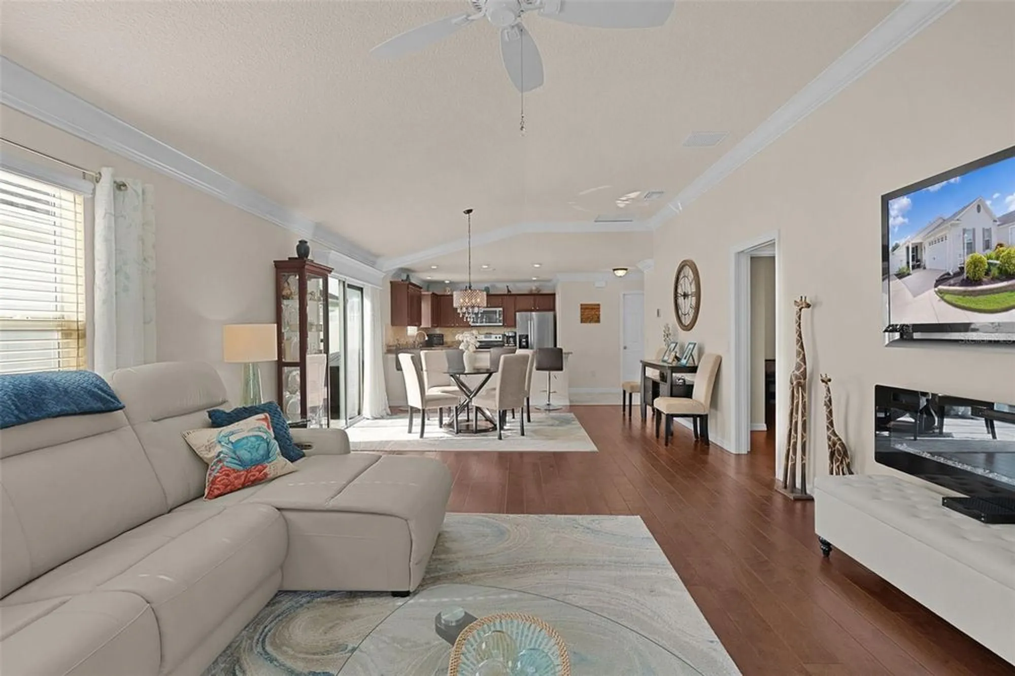 Property Slideshow image 10 of 46 | 3627 fulcrum pl, The Villages, FL, 32163