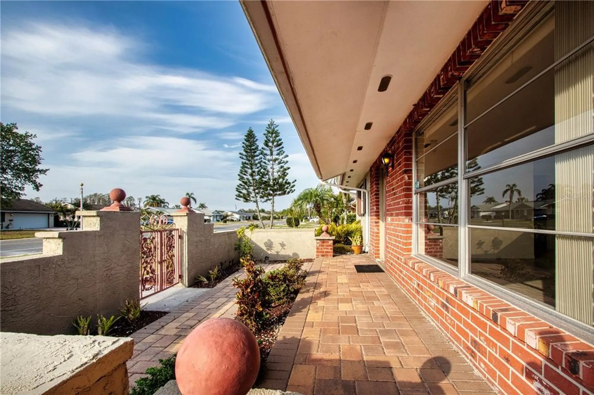 Property Slideshow image 6 of 37 | 1730 w del webb blvd, Sun City Center, FL, 33573