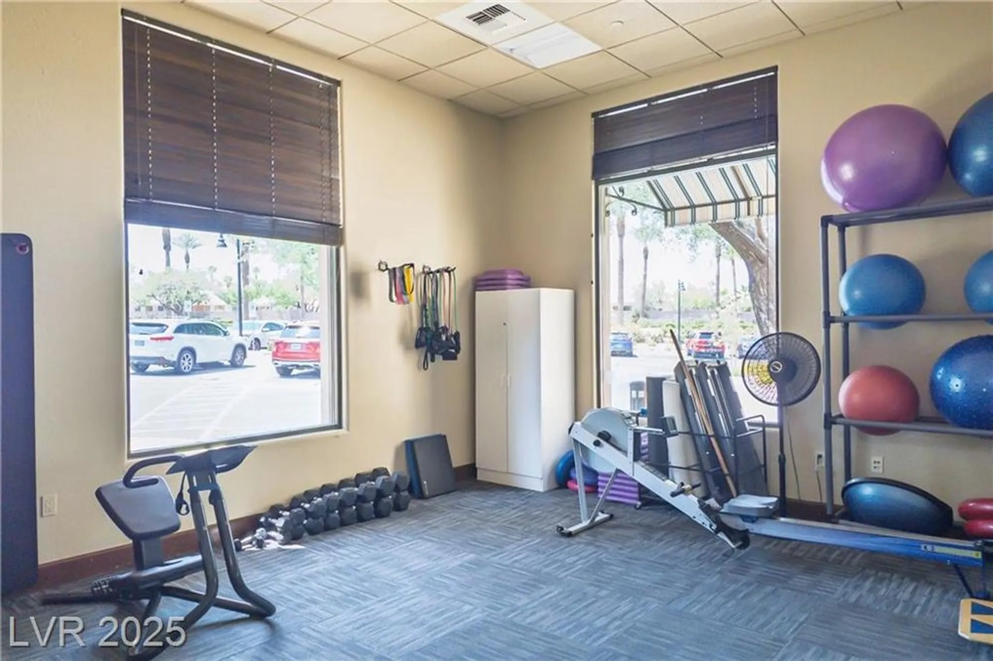 Property Slideshow image 51 of 79 | 10248 andante ct, Las Vegas, NV, 89135