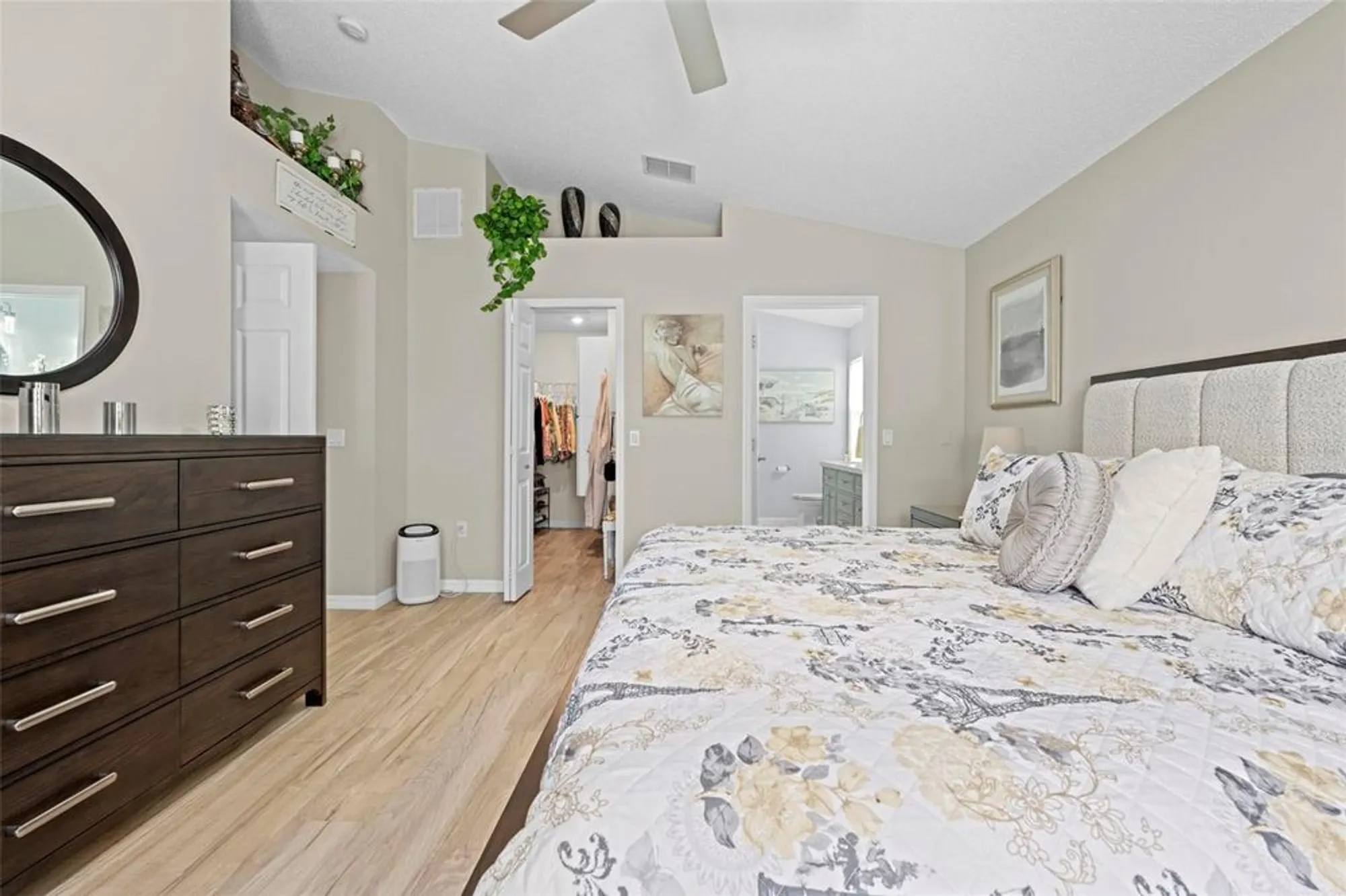 Property Slideshow image 39 of 61 | 412 mistwood ct, Spring Hill, FL, 34609