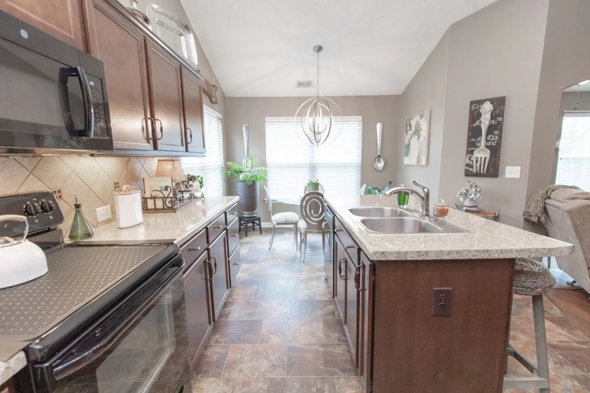 Property Slideshow image 21 of 50 | 395 devon chase hl 6001, Gallatin, TN, 37066