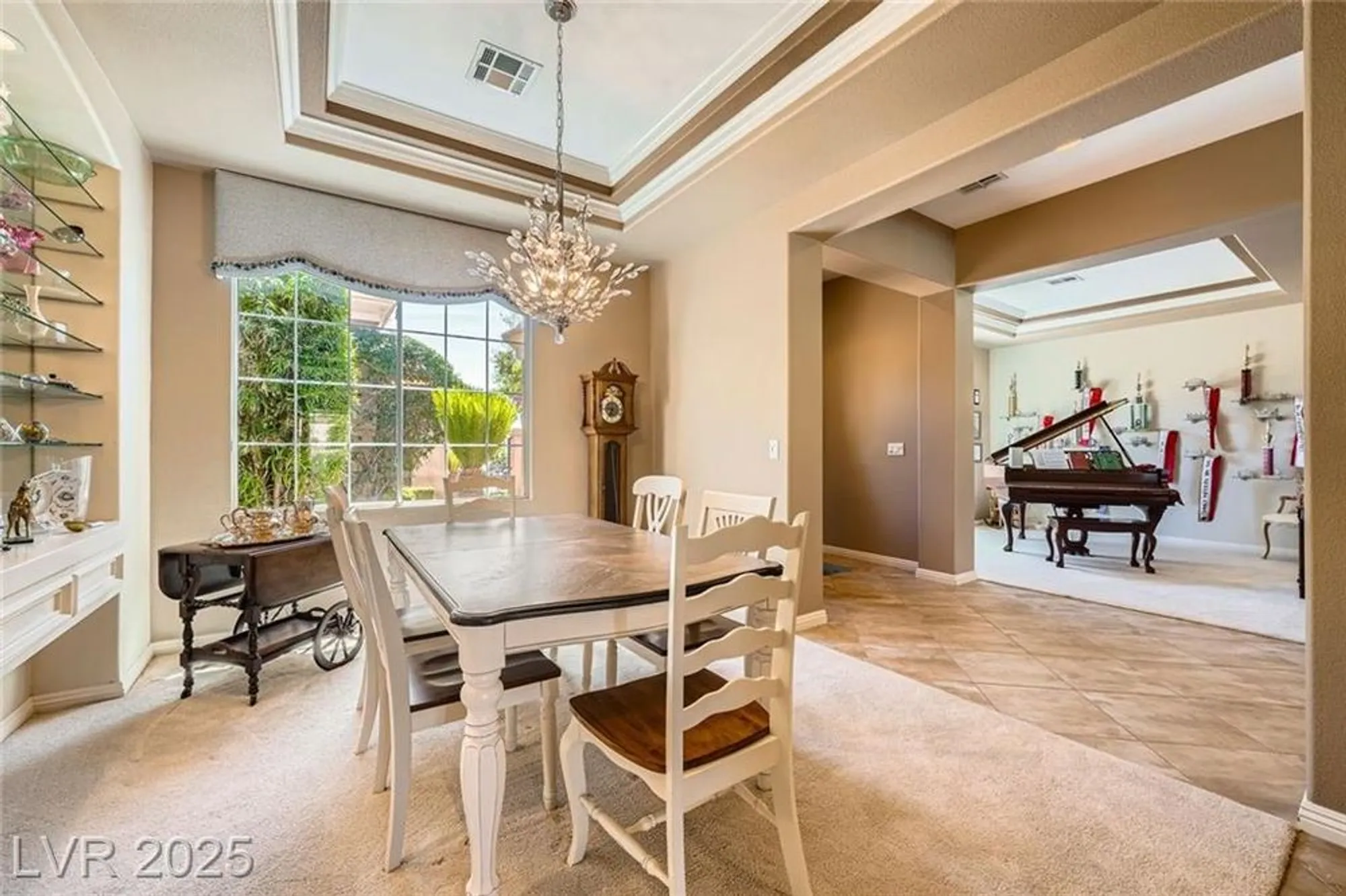 Property Slideshow image 13 of 72 | 4719 riva de romanza st, Las Vegas, NV, 89135