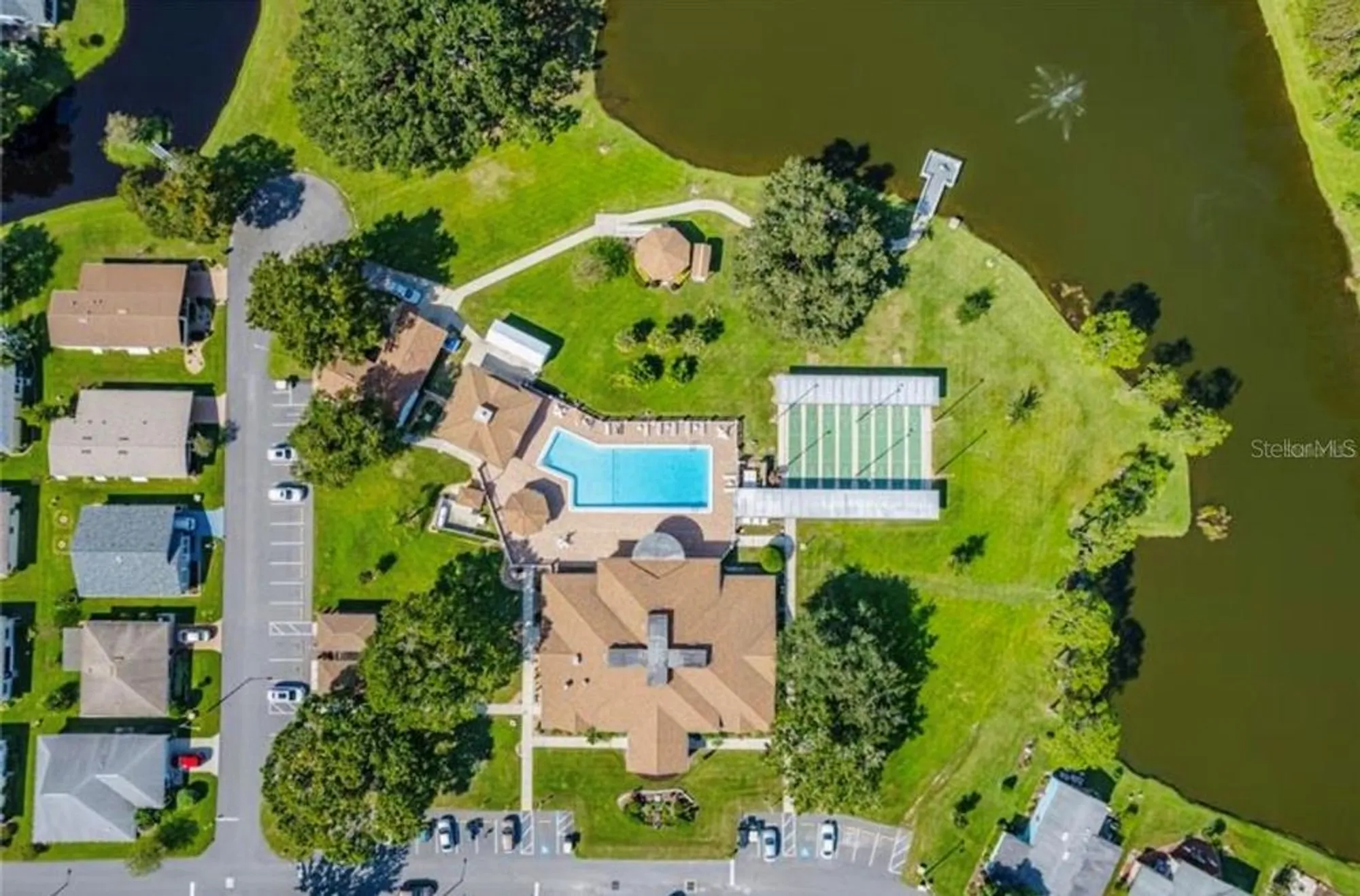 Property Slideshow image 58 of 59 | 1690 colonnades cir, Lakeland, FL, 33811