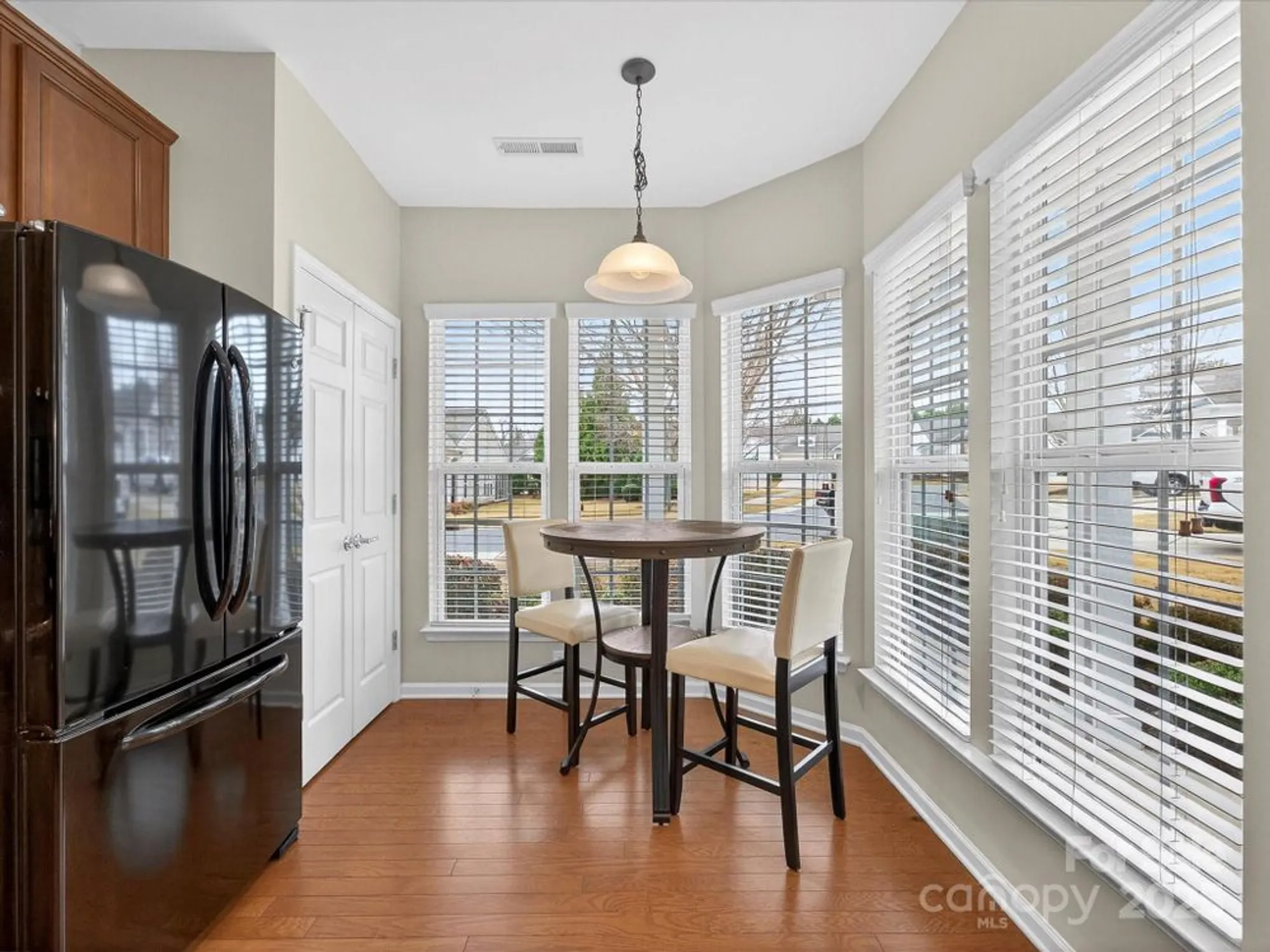Property Slideshow image 14 of 27 | 9009 smokey hill ln, Fort Mill, SC, 29707