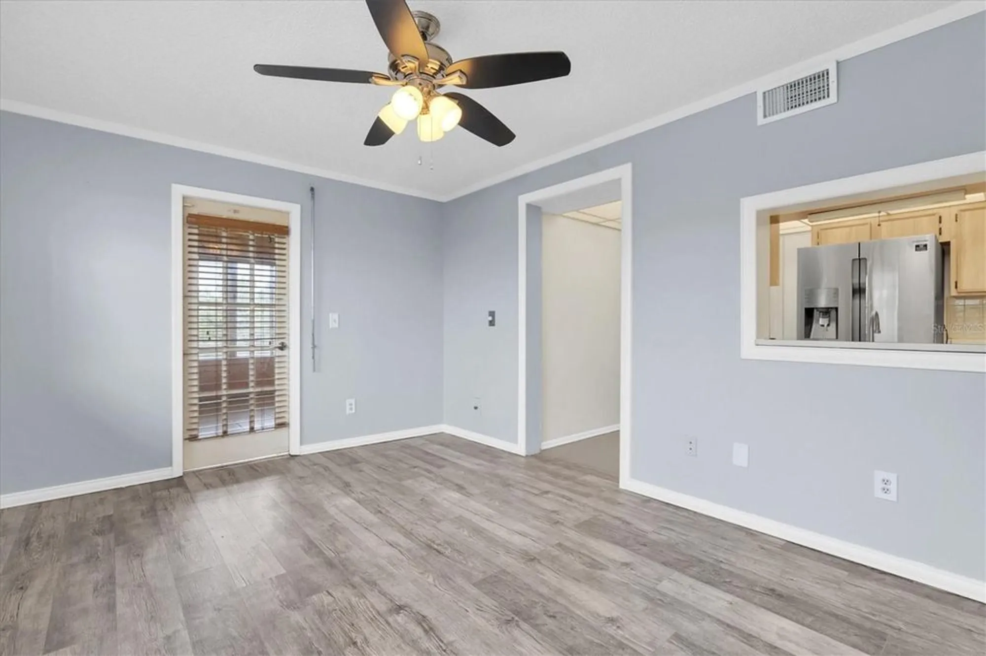 Property Slideshow image 14 of 48 | 8198 terrace garden dr n unit 511, Saint Petersburg, FL, 33709