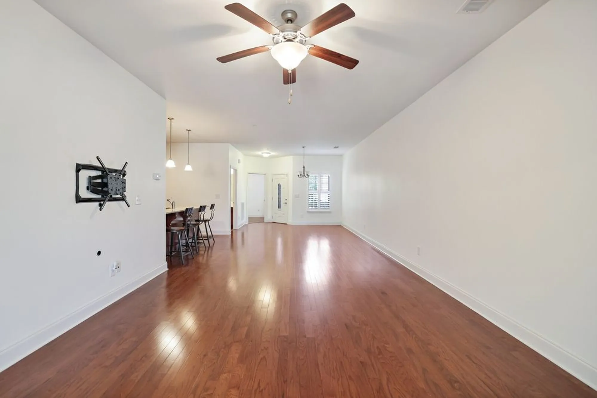 Property Slideshow image 9 of 45 | 304 thesing ct pvt, Nolensville, TN, 37135