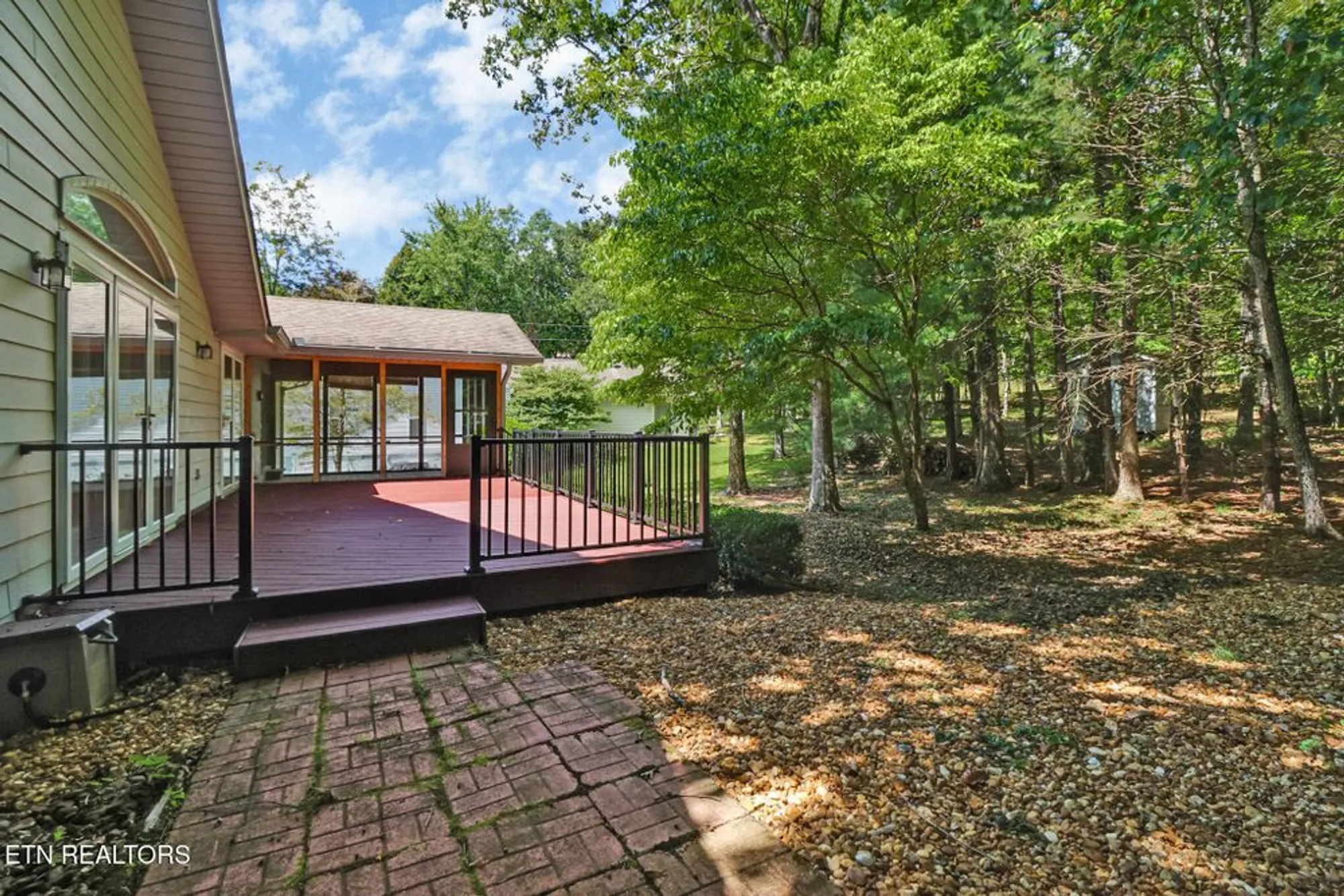 Property Slideshow image 42 of 51 | 143 sugarbush cir, Crossville, TN, 38558