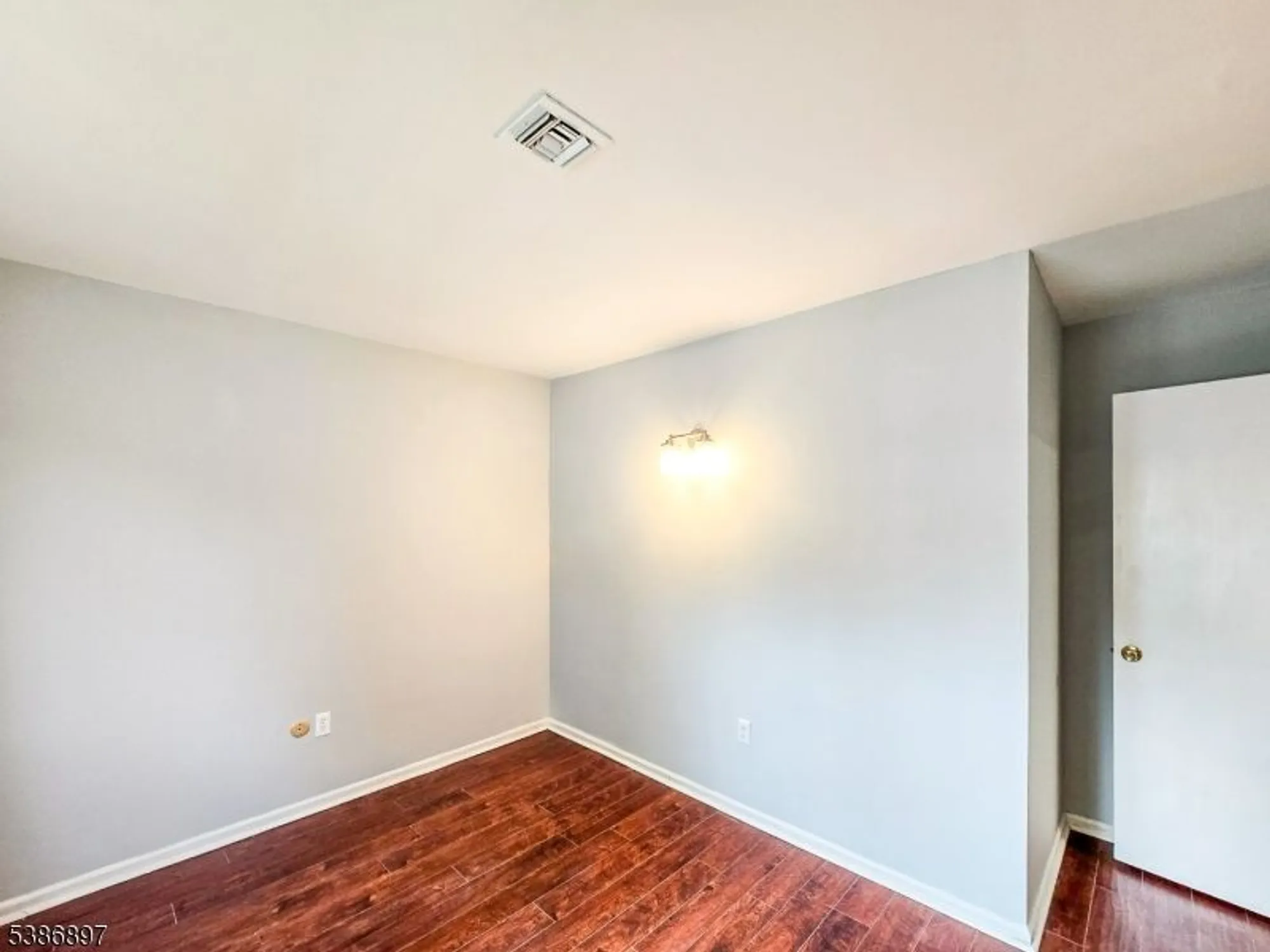 Property Slideshow image 23 of 35 | 374 new bedford ln, Monroe Twp., NJ, 08831