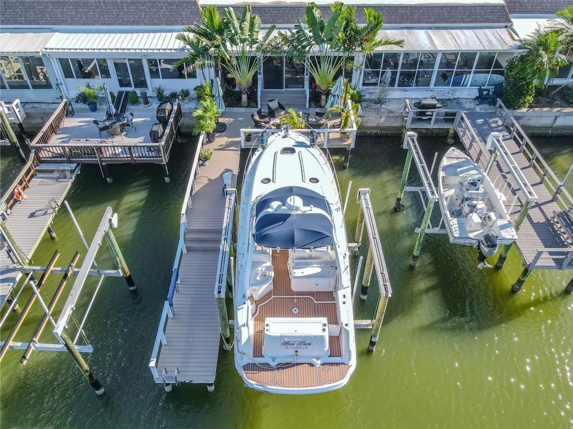 Property Slideshow image 2 of 64 | 345 boca ciega point blvd, Saint Petersburg, FL, 33708