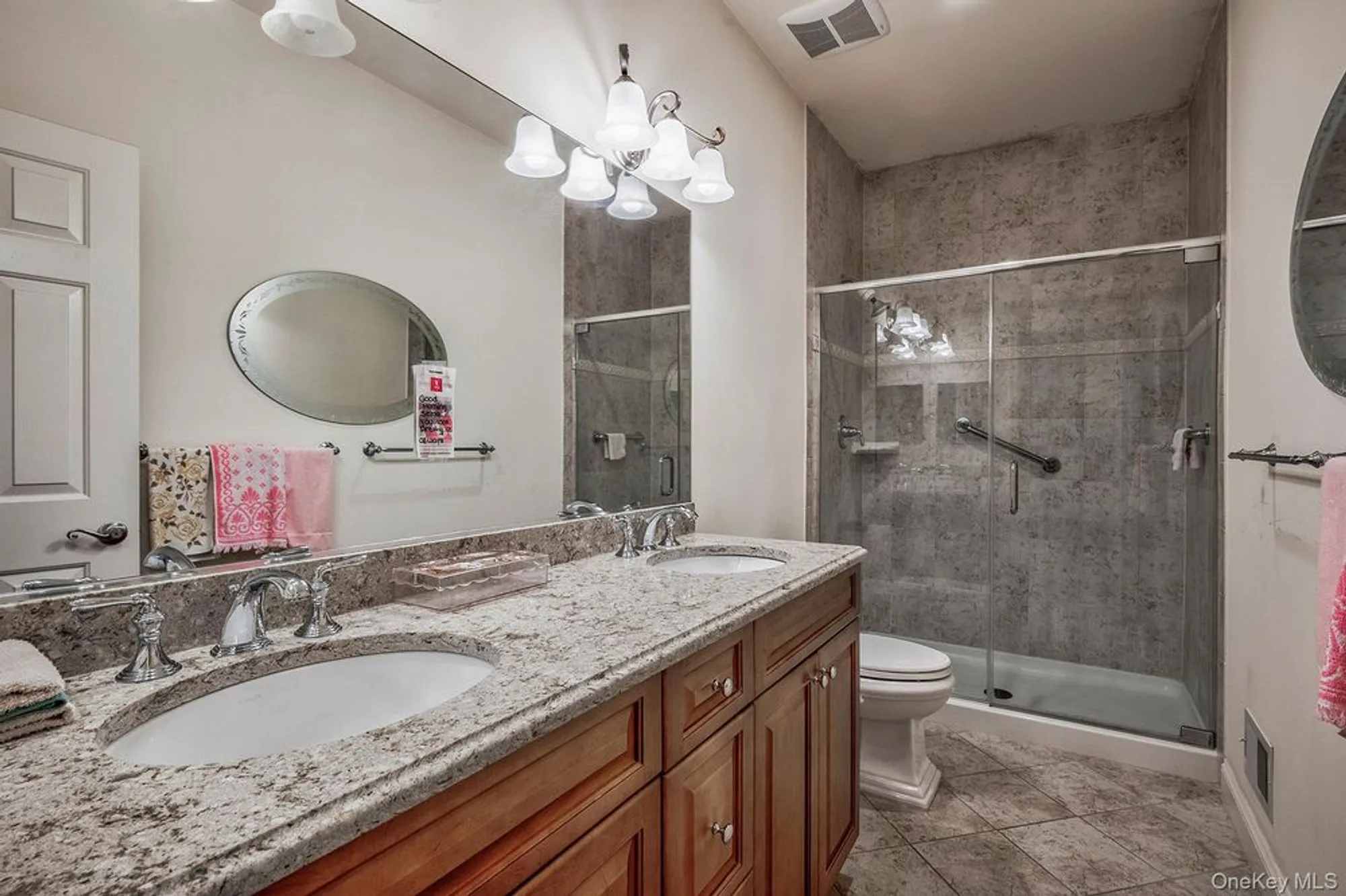 Property Slideshow image 21 of 28 | 60 pacific dunes ct, Medford, NY, 11763