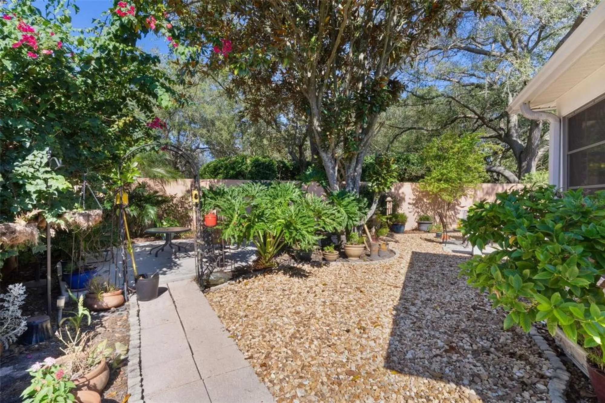 Property Slideshow image 37 of 53 | 1025 avalon ave, Lady Lake, FL, 32159