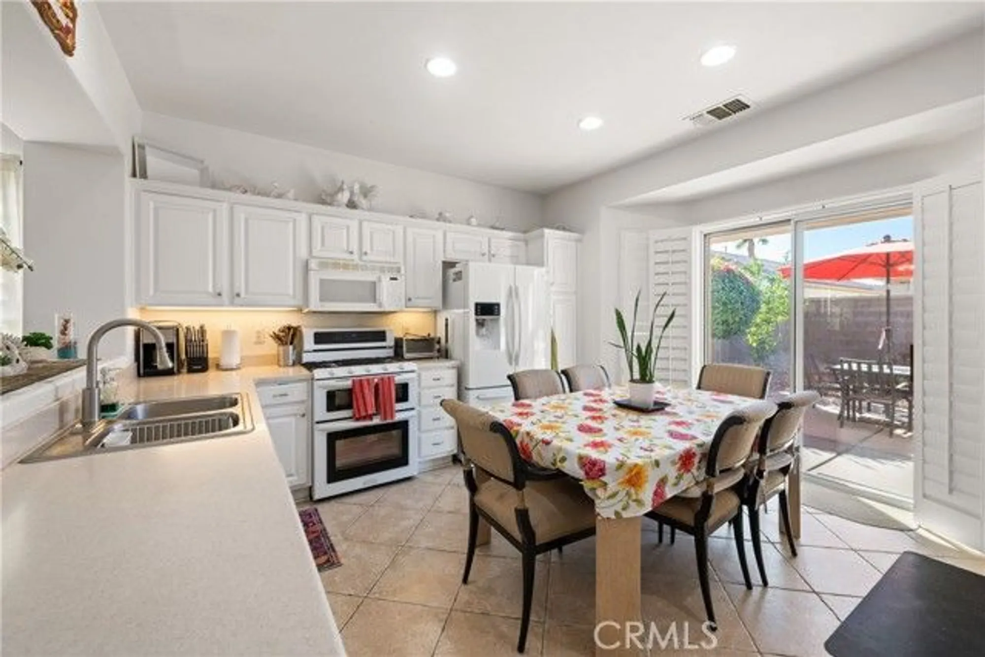 Property Slideshow image 10 of 38 | 78577 hampshire ave, Palm Desert, CA, 92211