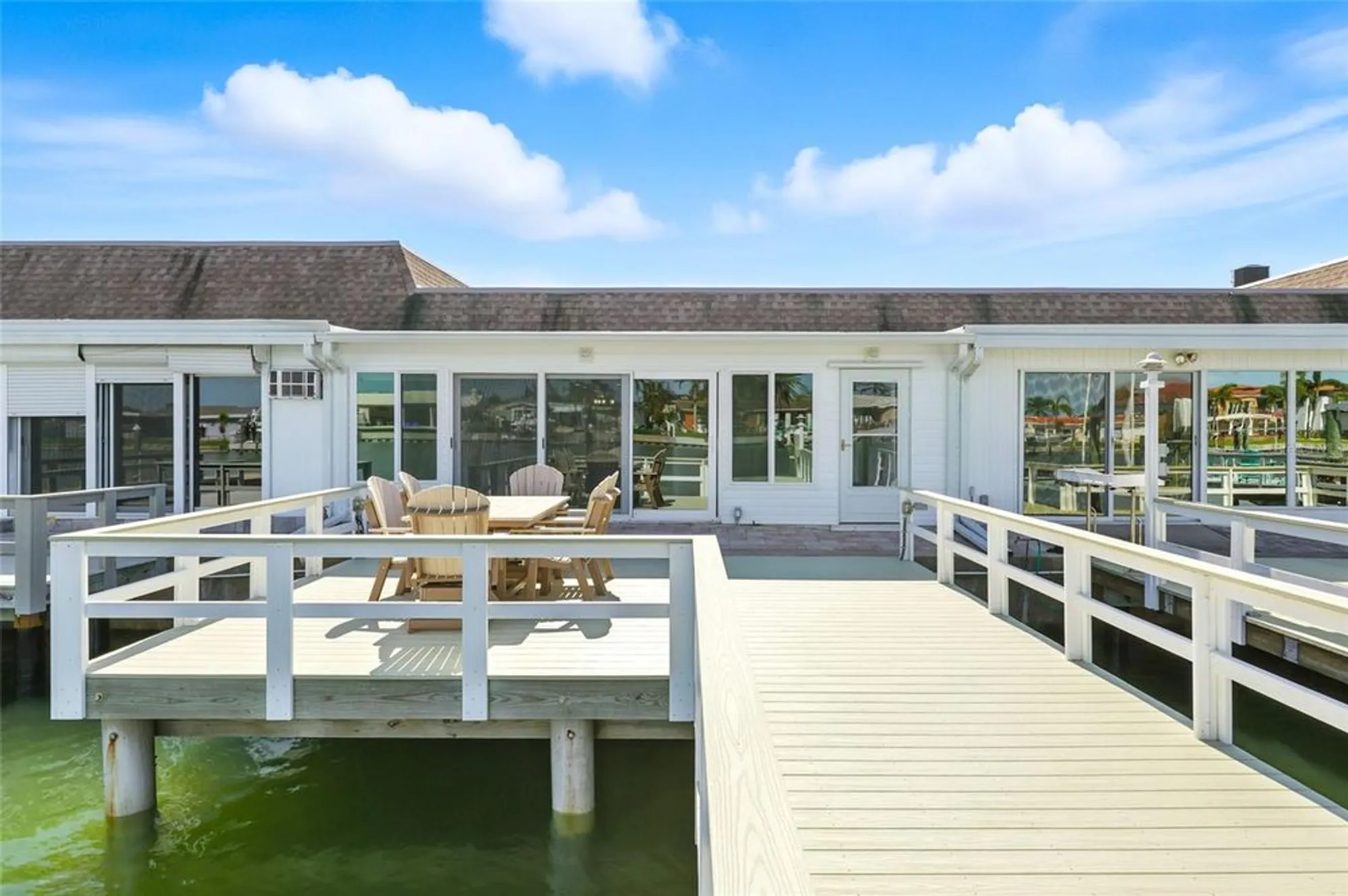 Property Slideshow image 44 of 50 | 543 boca ciega point blvd n # 2709, St Petersburg, FL, 33708