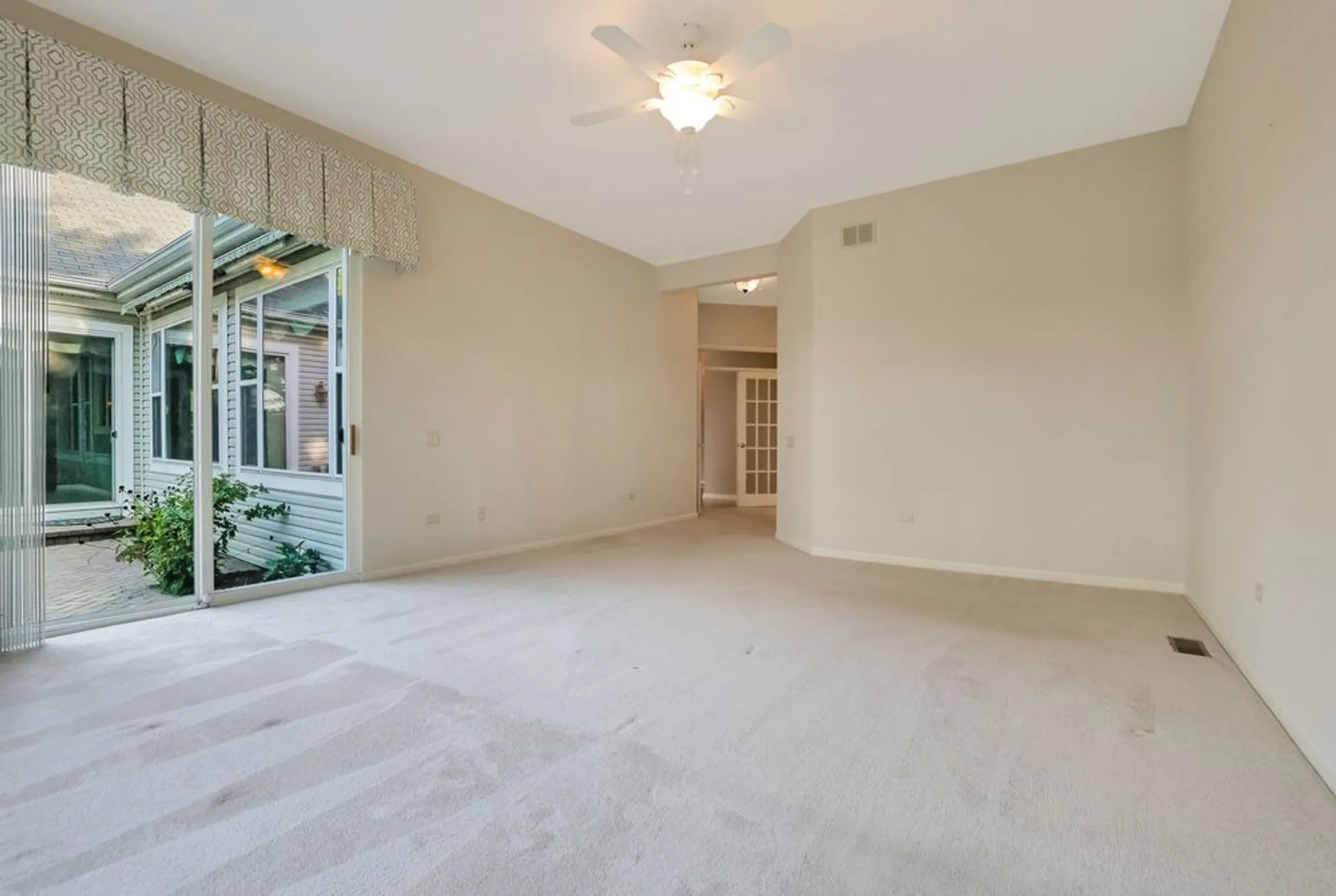 Property Slideshow image 16 of 36 | 12617 mulberry ct, Huntley, IL, 60142