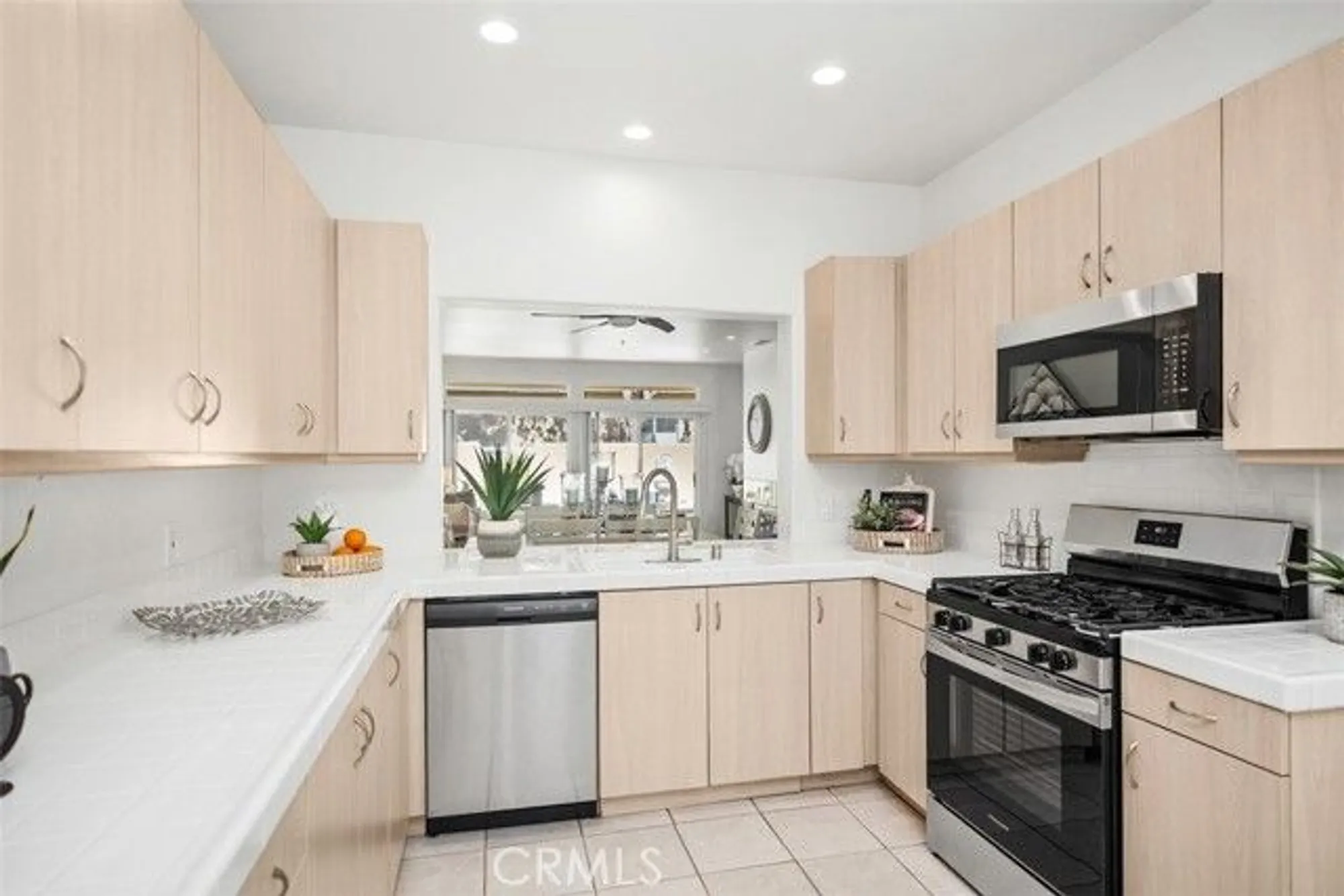 Property Slideshow image 16 of 57 | 28961 san raphael, Mission Viejo, CA, 92692