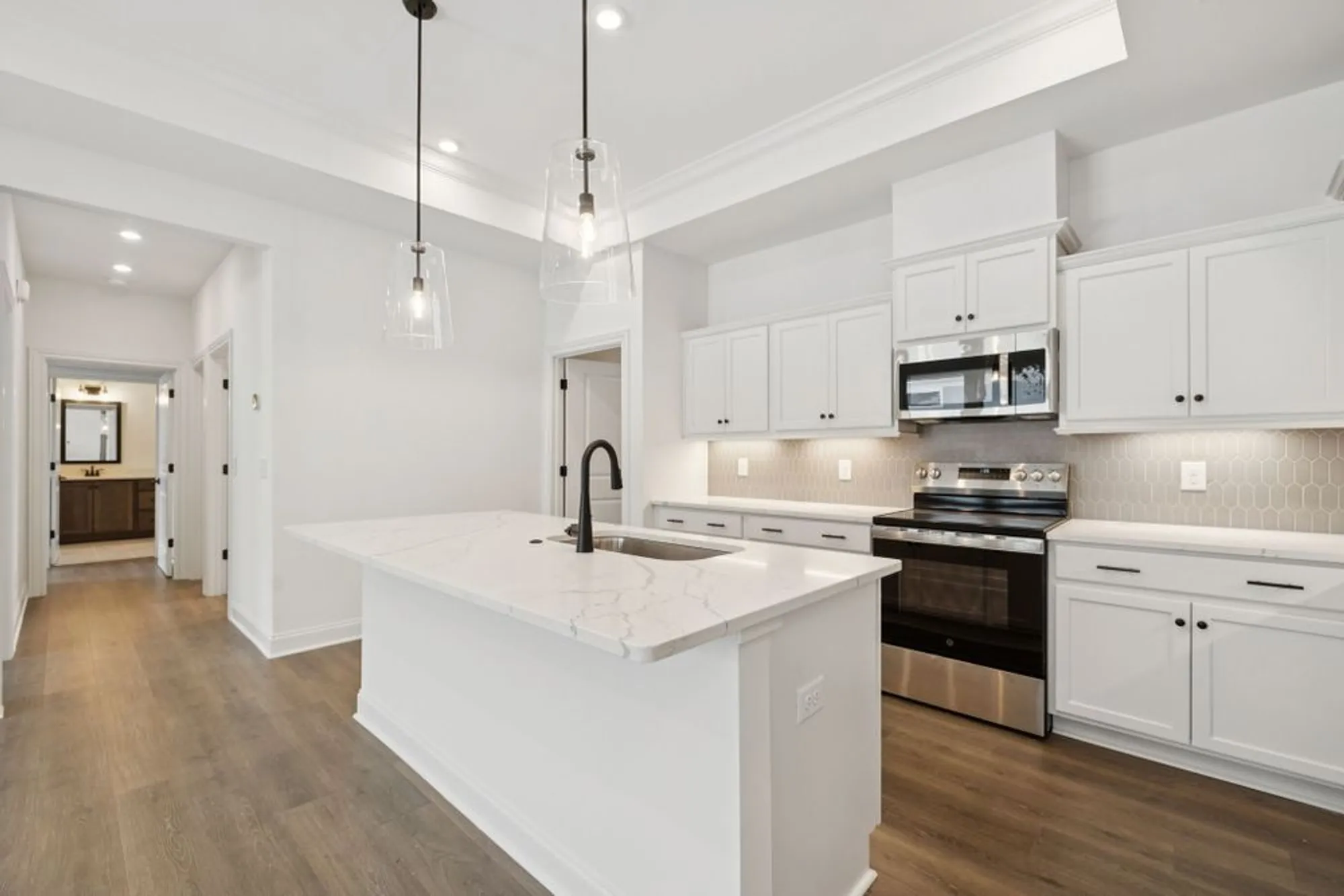 Property Slideshow image 30 of 64 | 512 restoration dr, Smyrna, TN, 37167