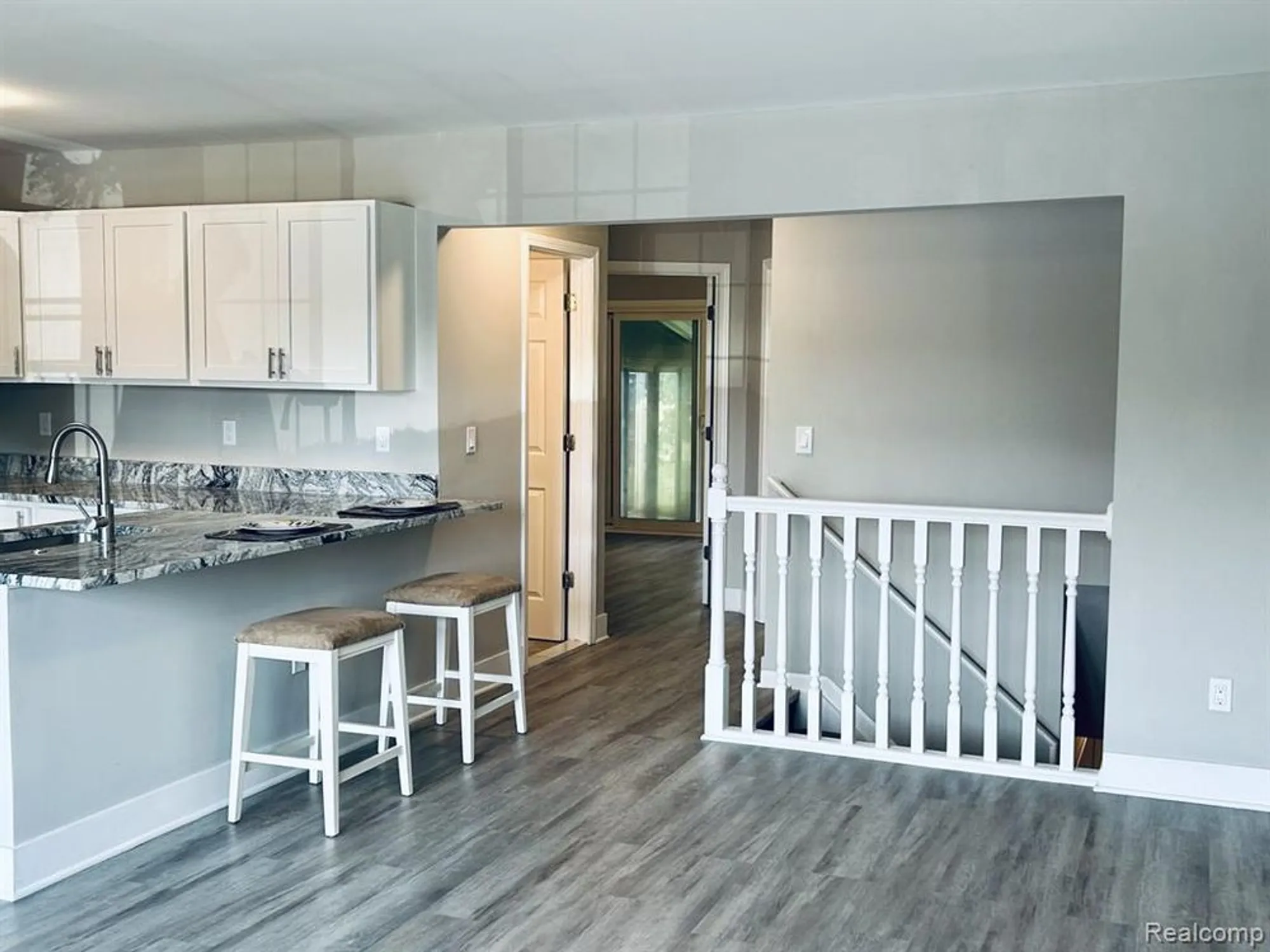 Property Slideshow image 9 of 27 | 25323 potomac dr # 2, South Lyon, MI, 48178