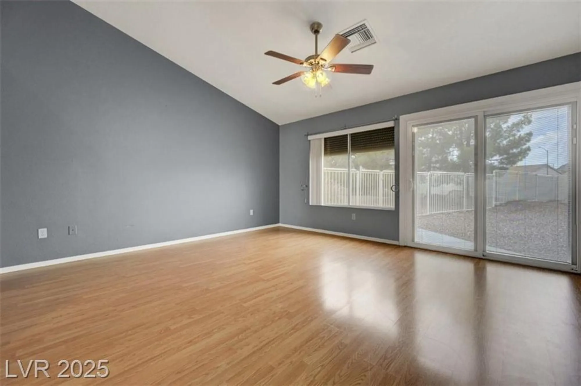 Property Slideshow image 33 of 54 | 3109 bangor ct, Las Vegas, NV, 89134