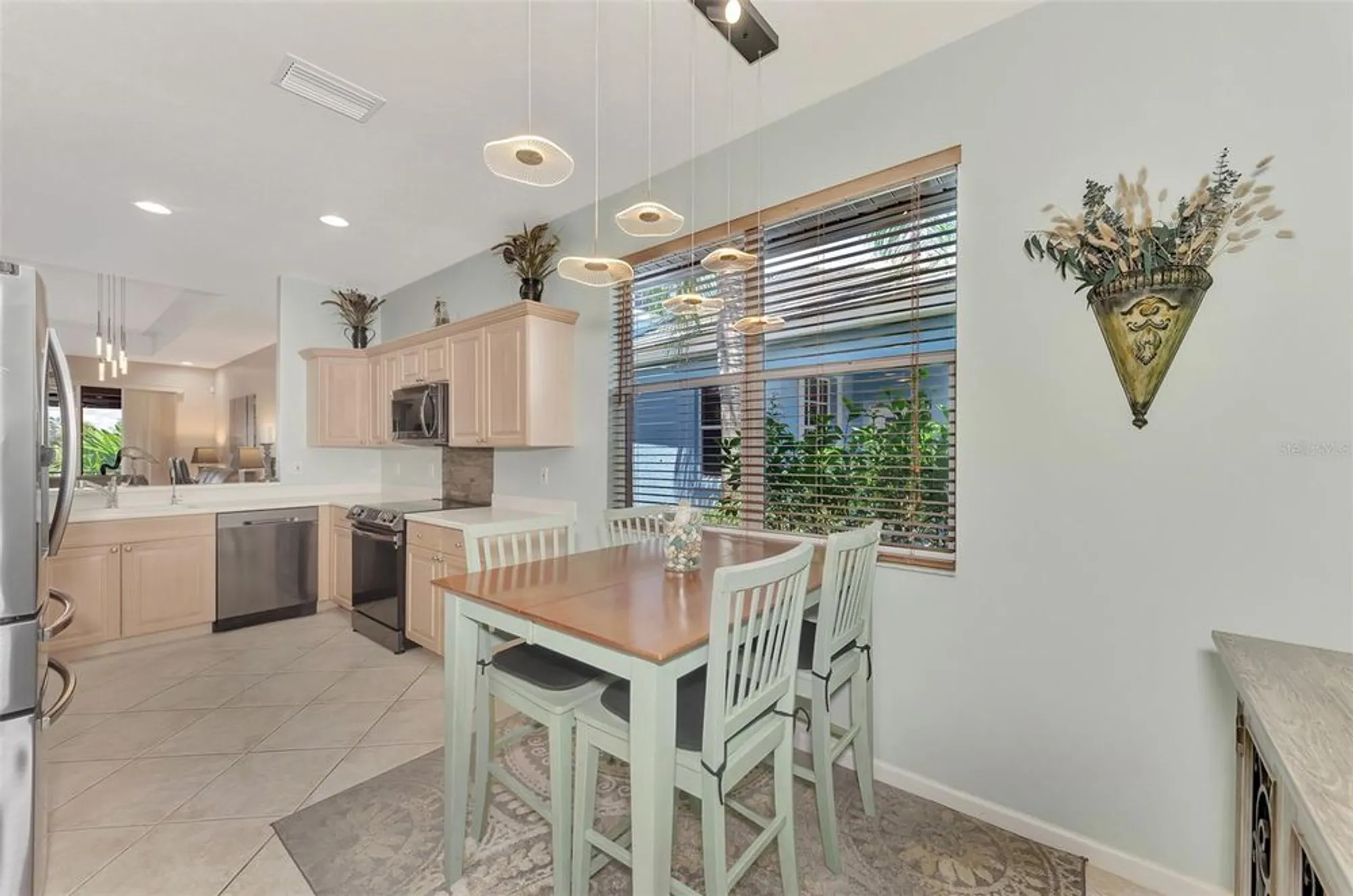 Property Slideshow image 17 of 66 | 3275 osprey ln, Port Charlotte, FL, 33953