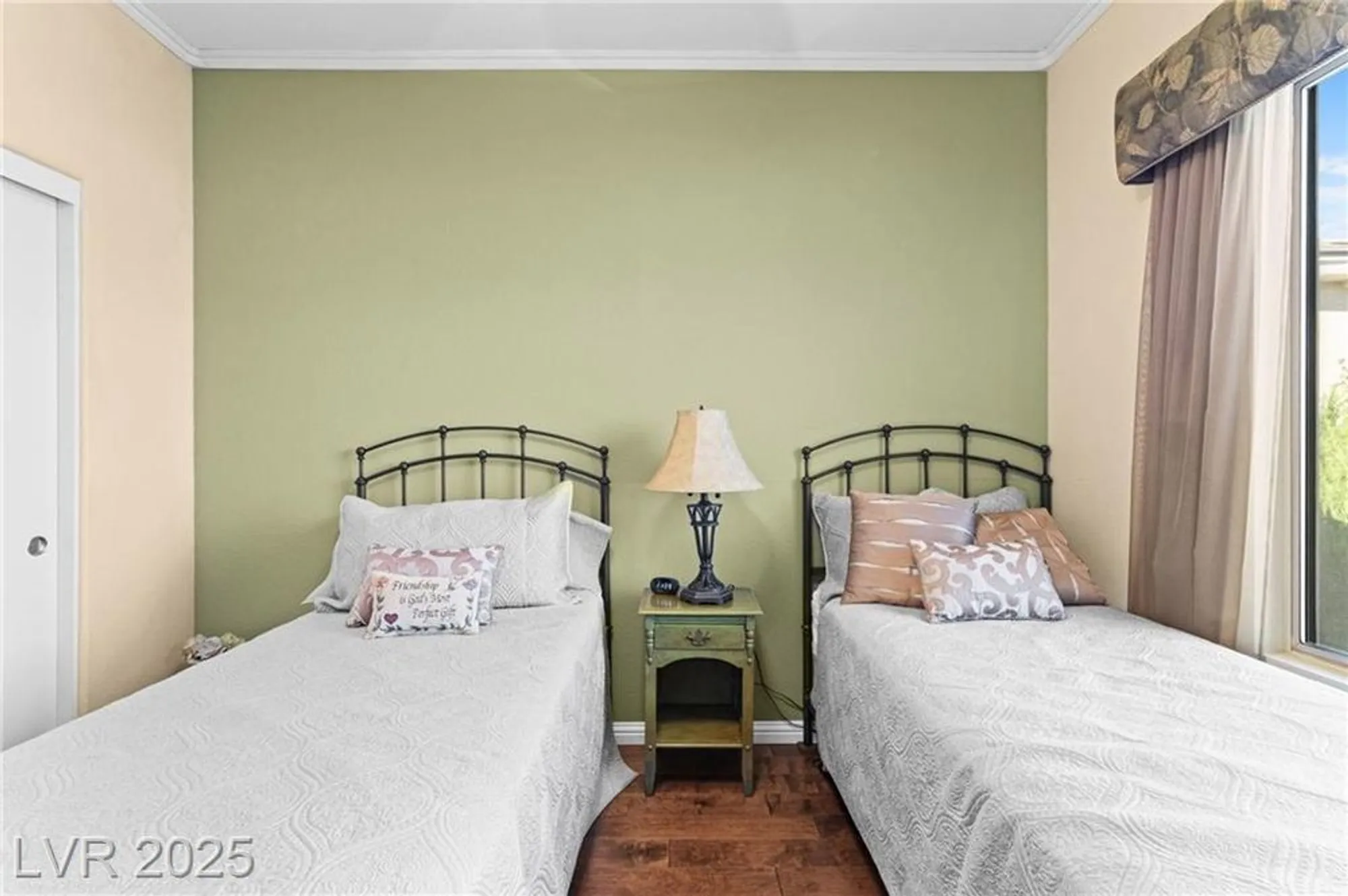 Property Slideshow image 26 of 40 | 2145 king mesa dr, Henderson, NV, 89012