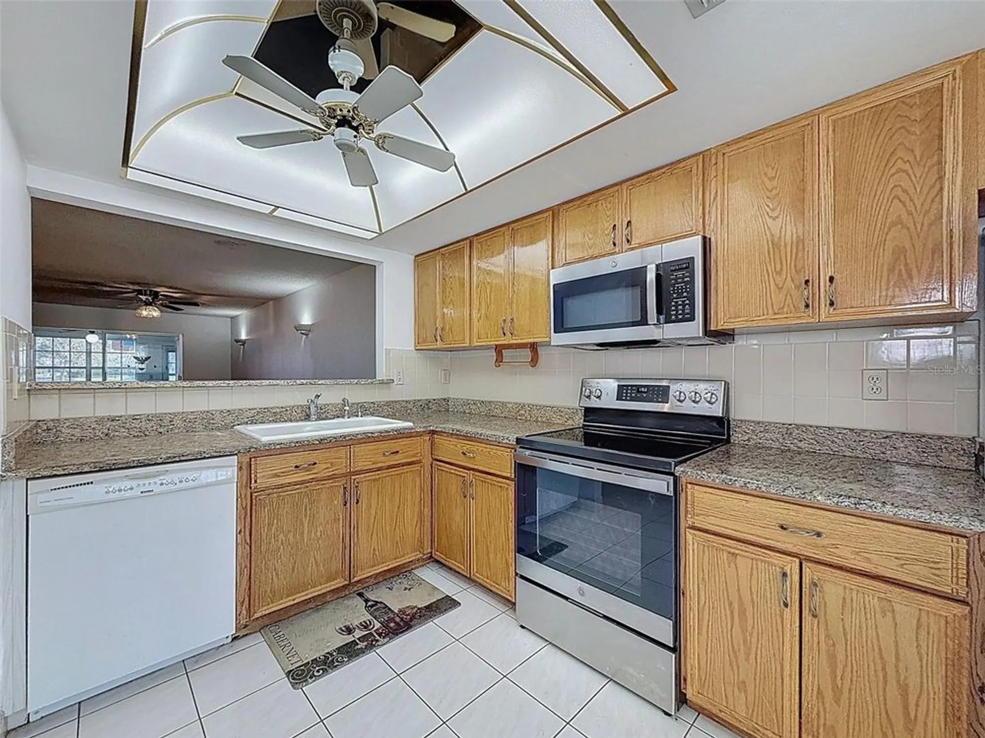 Property Slideshow image 20 of 74 | 11403 versailles ln, Port Richey, FL, 34668