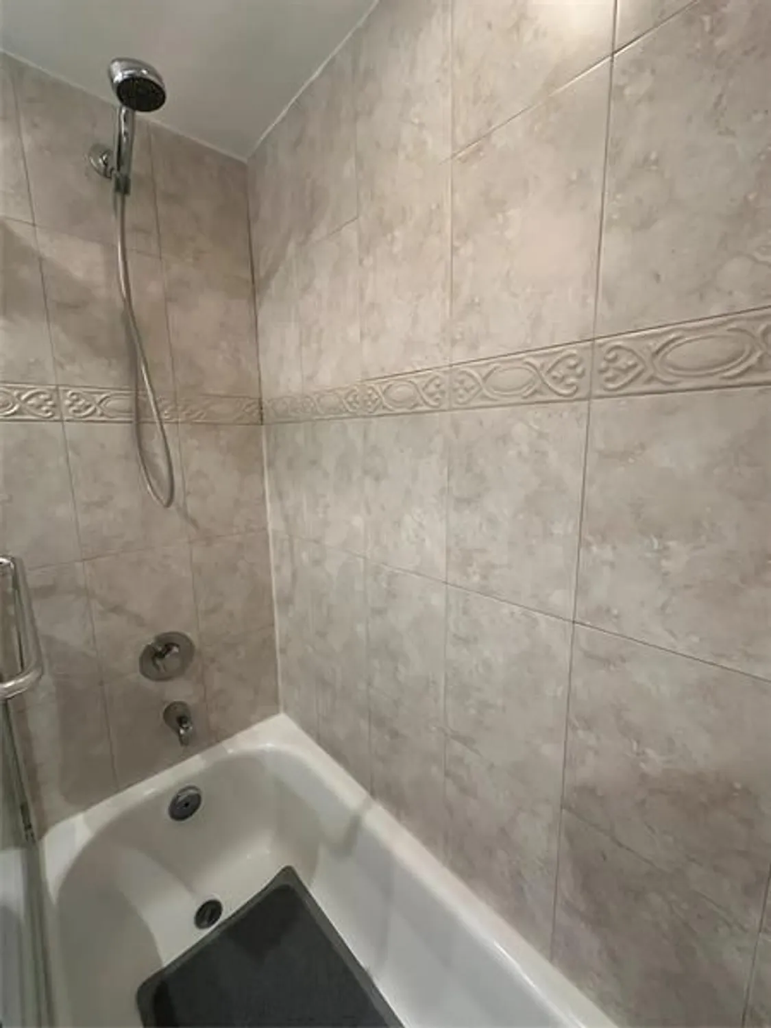 Property Slideshow image 16 of 40 | 1009 harwood c # 1009, Deerfield Beach, FL, 33442