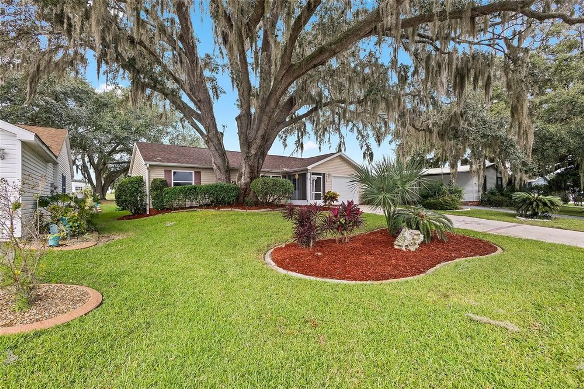 Property Slideshow image 28 of 34 | 1536 e schwartz blvd, The Villages, FL, 32159